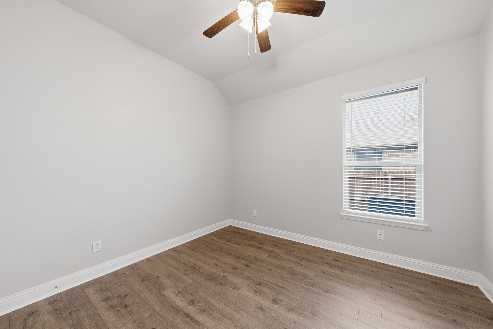 3724 Twin Pines Drive Grand Prairie TX 76065