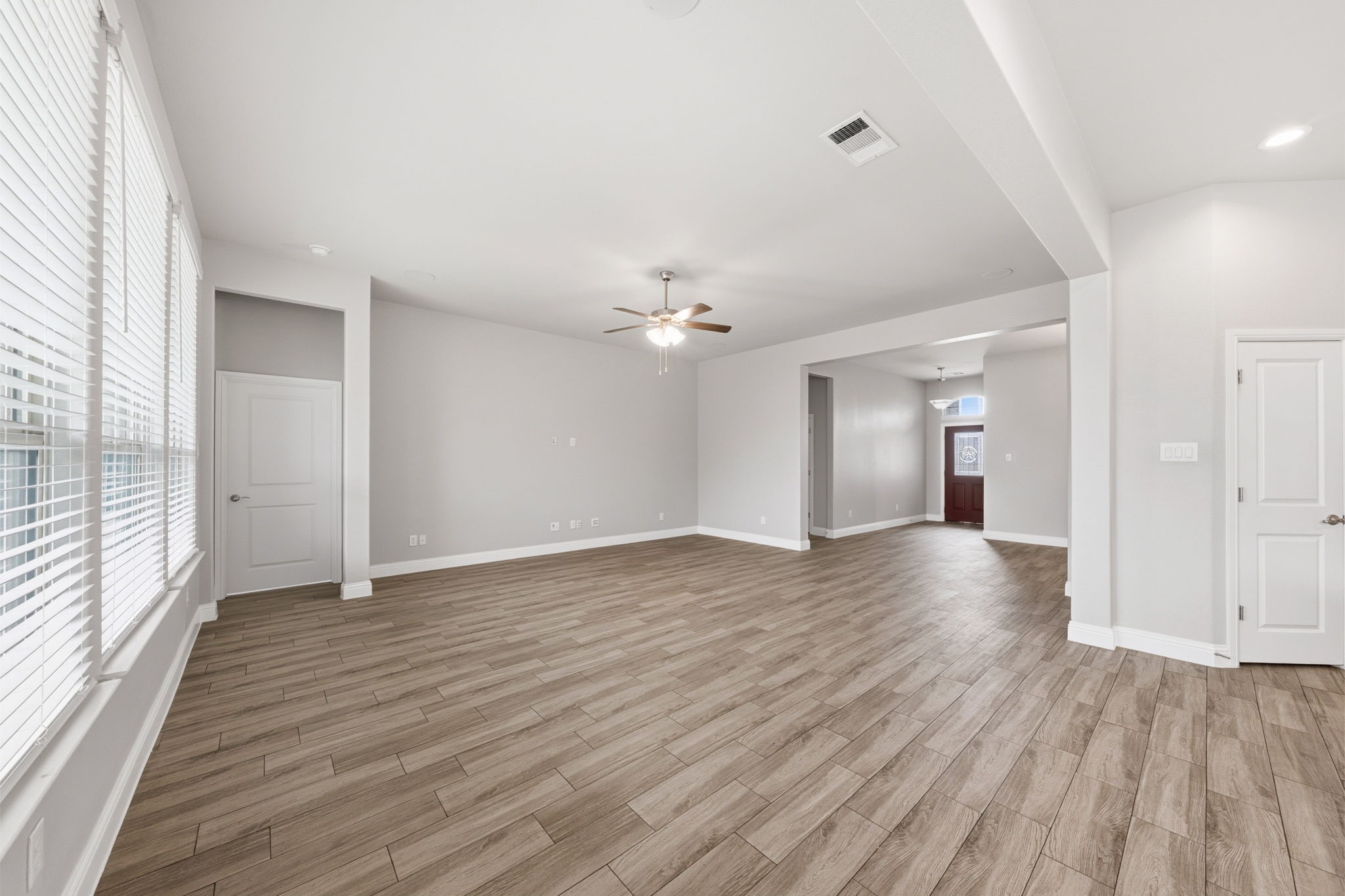 3724 Twin Pines Drive Grand Prairie TX 76065