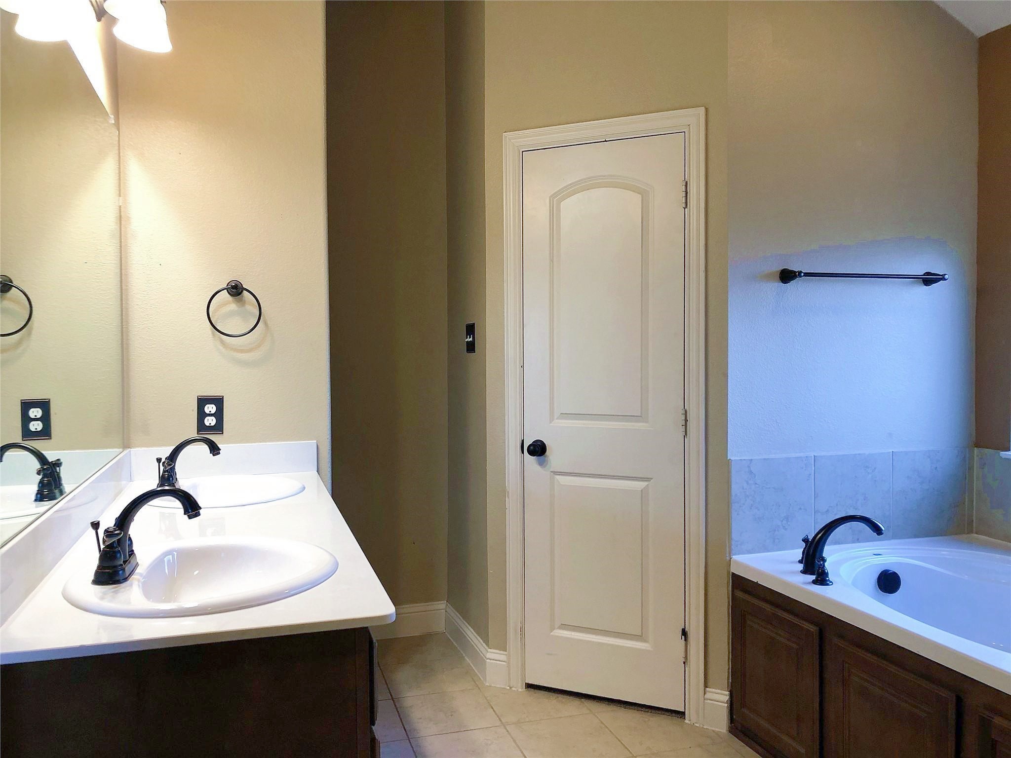 1414 Thibodaux Drive Greenville TX 75402