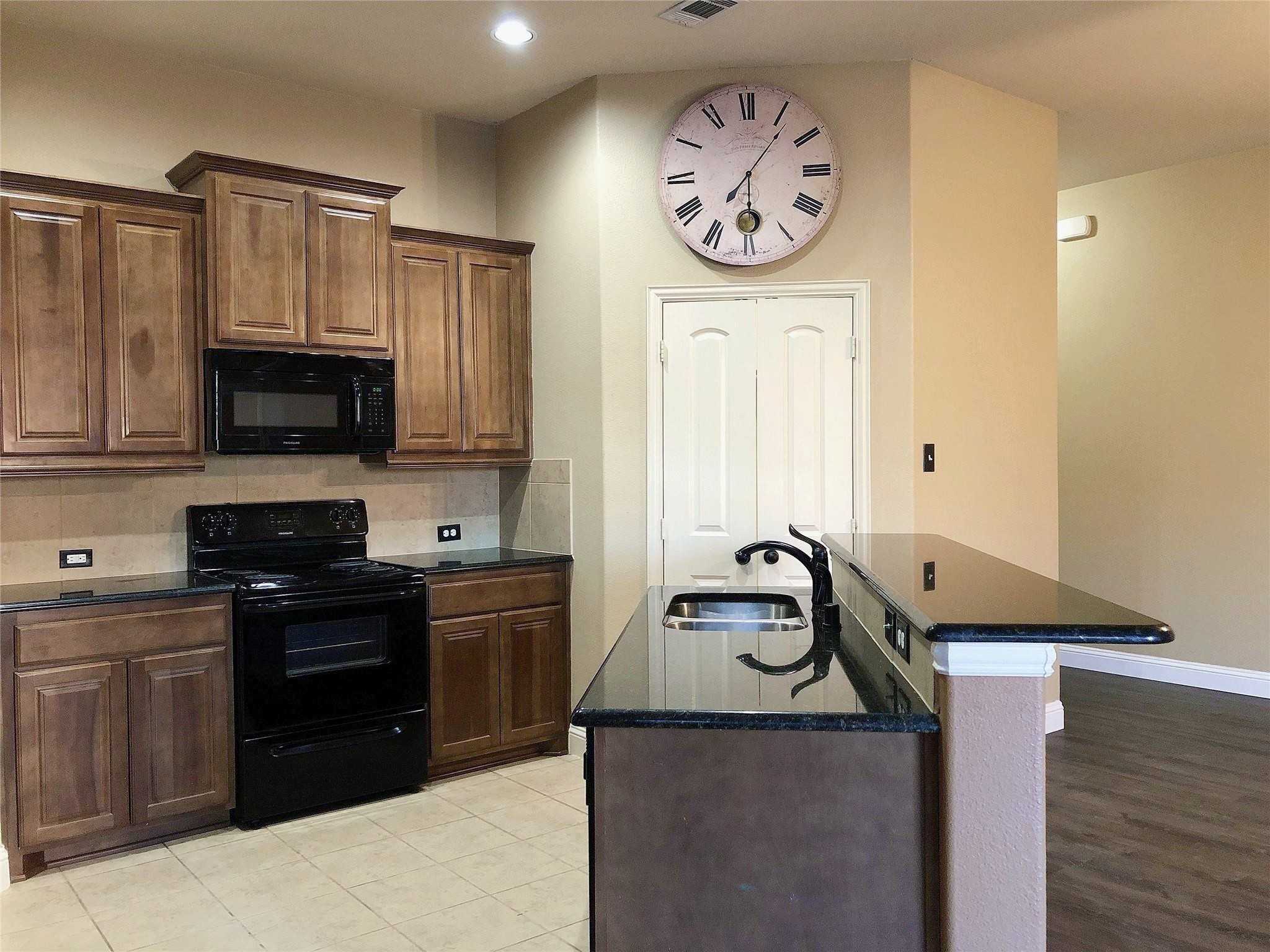 1414 Thibodaux Drive Greenville TX 75402