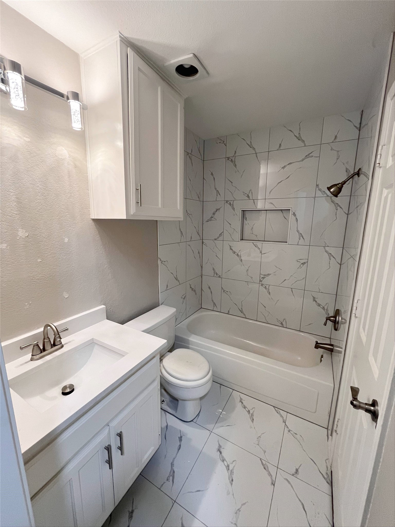 5628 Westchase Drive North Richland Hills TX 76180