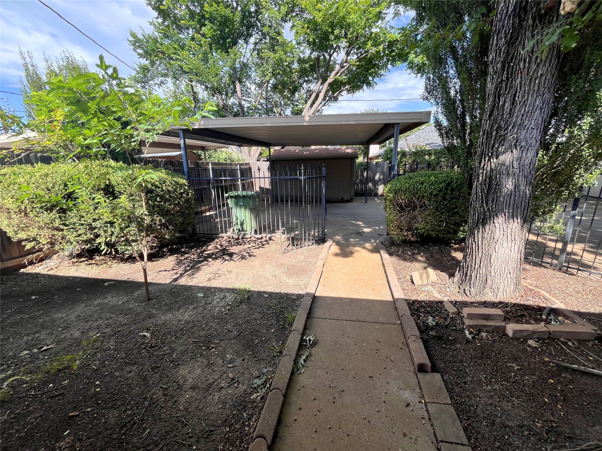 5628 Westchase Drive North Richland Hills TX 76180