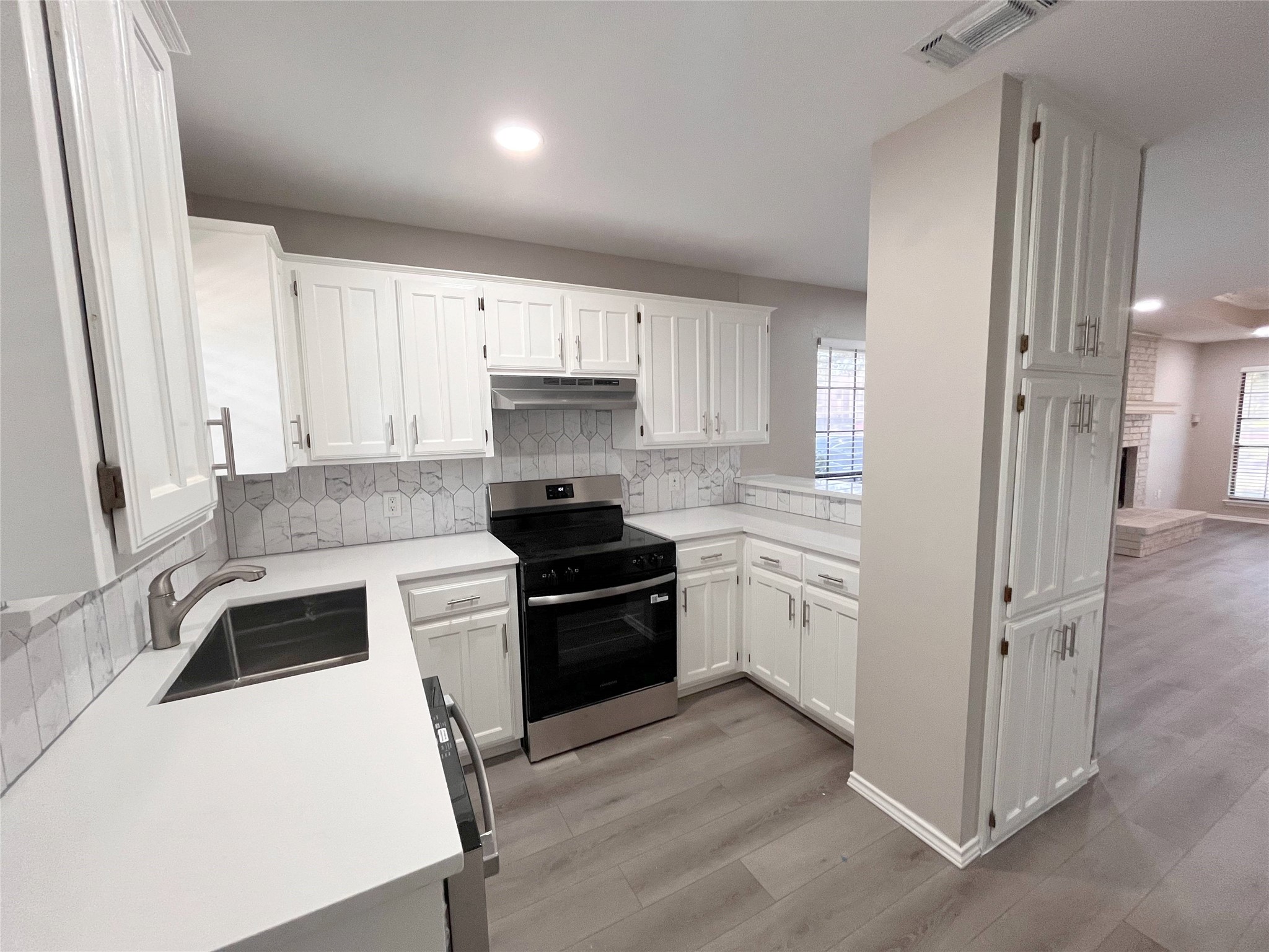 5628 Westchase Drive North Richland Hills TX 76180