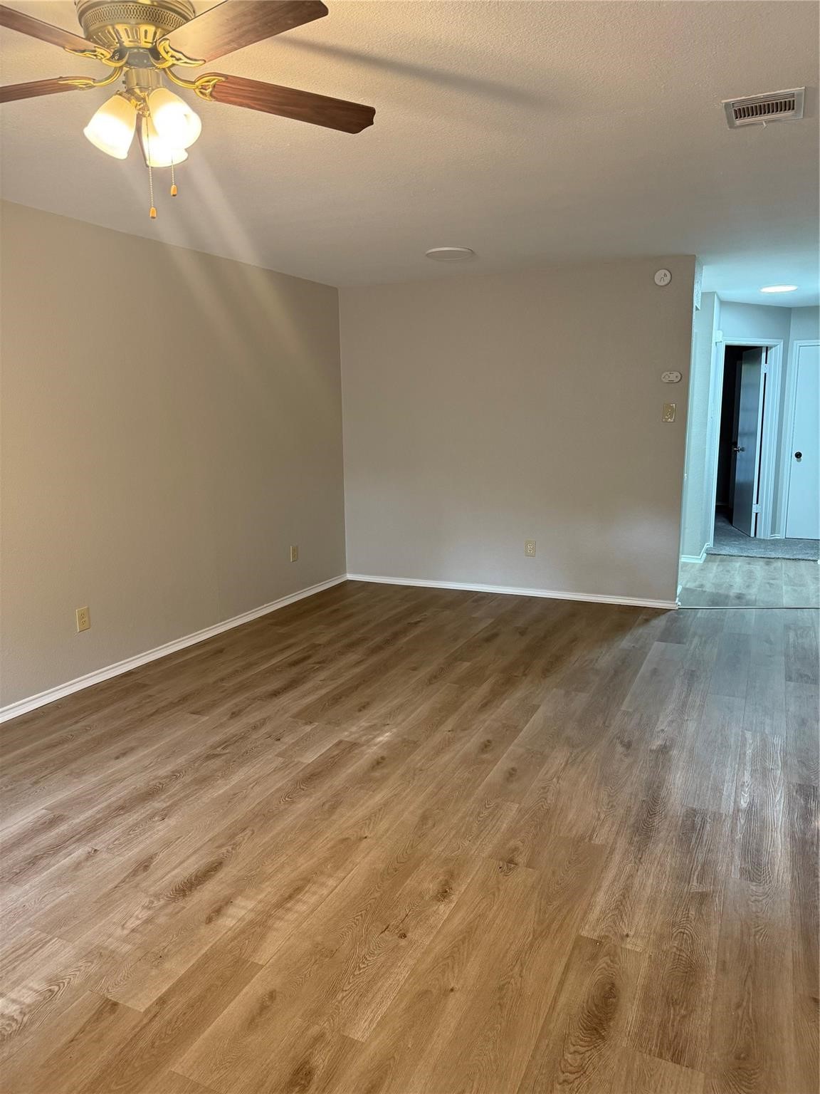 304 E Hickory Street Kaufman TX 75142