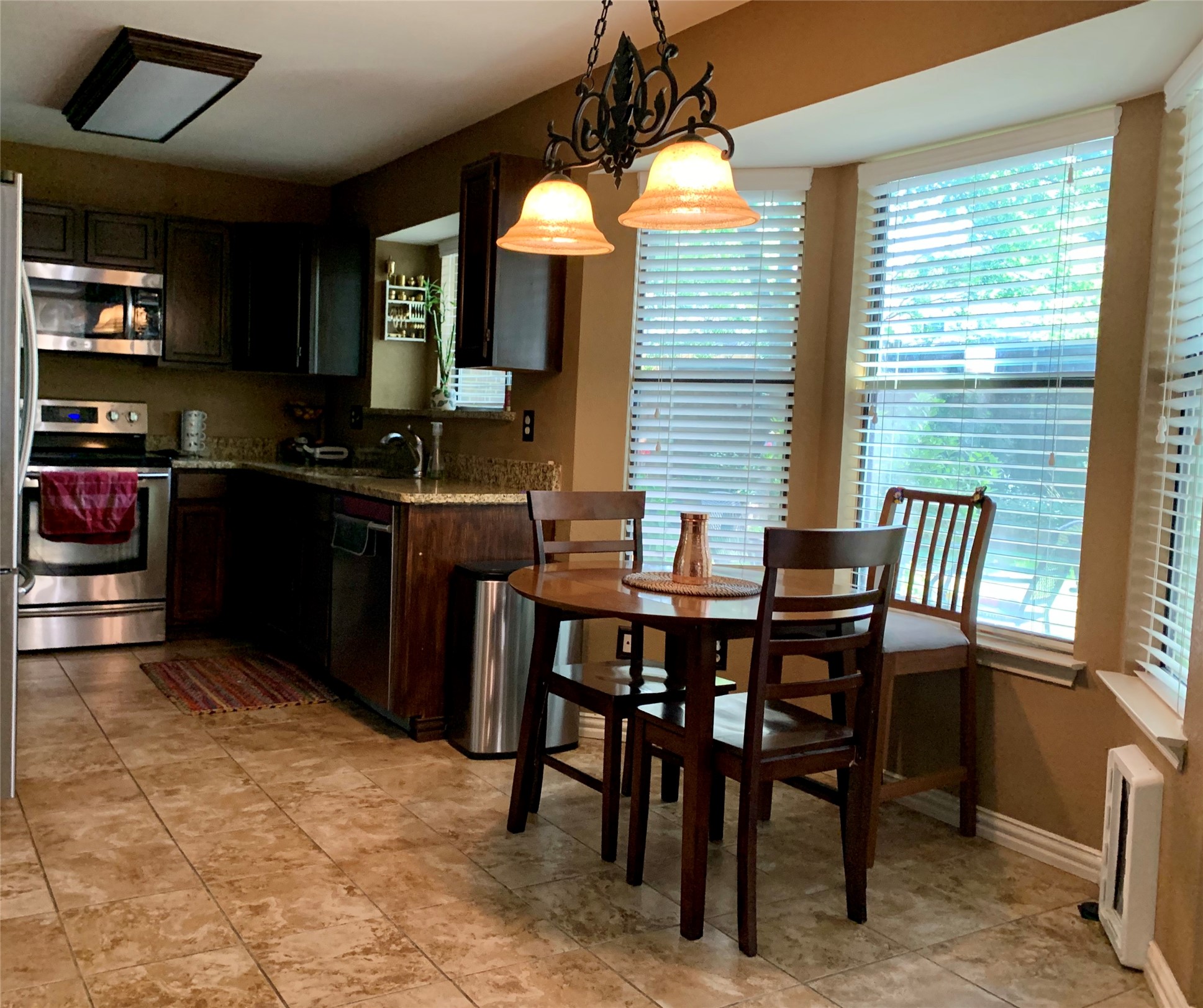 1848 Sonnet Drive Grapevine TX 76051