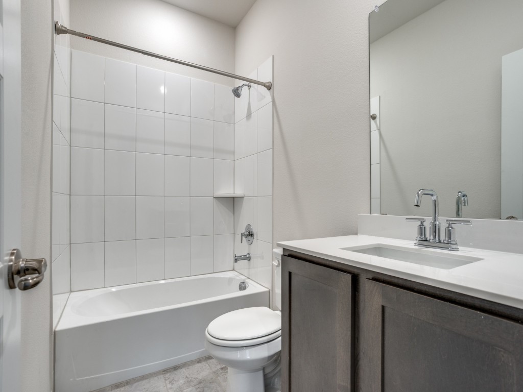 6978 Draper Lane Garland TX 75043