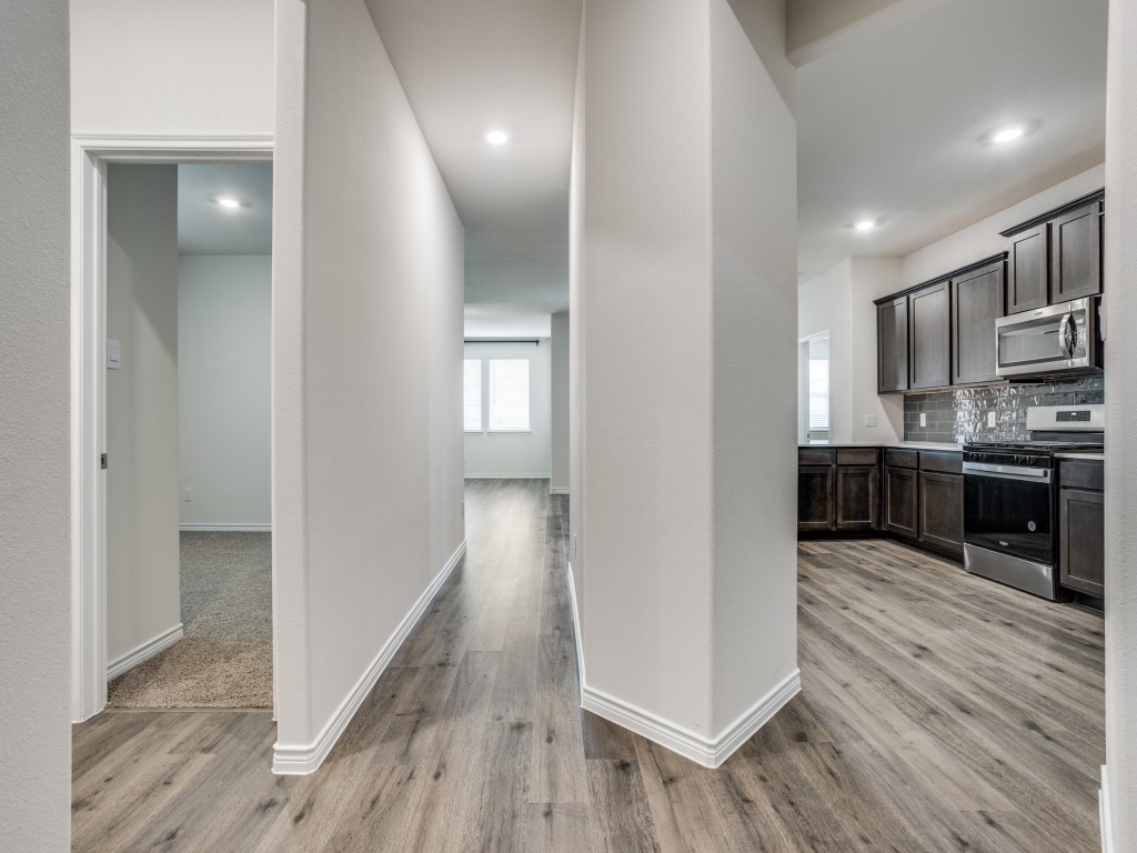 6978 Draper Lane Garland TX 75043