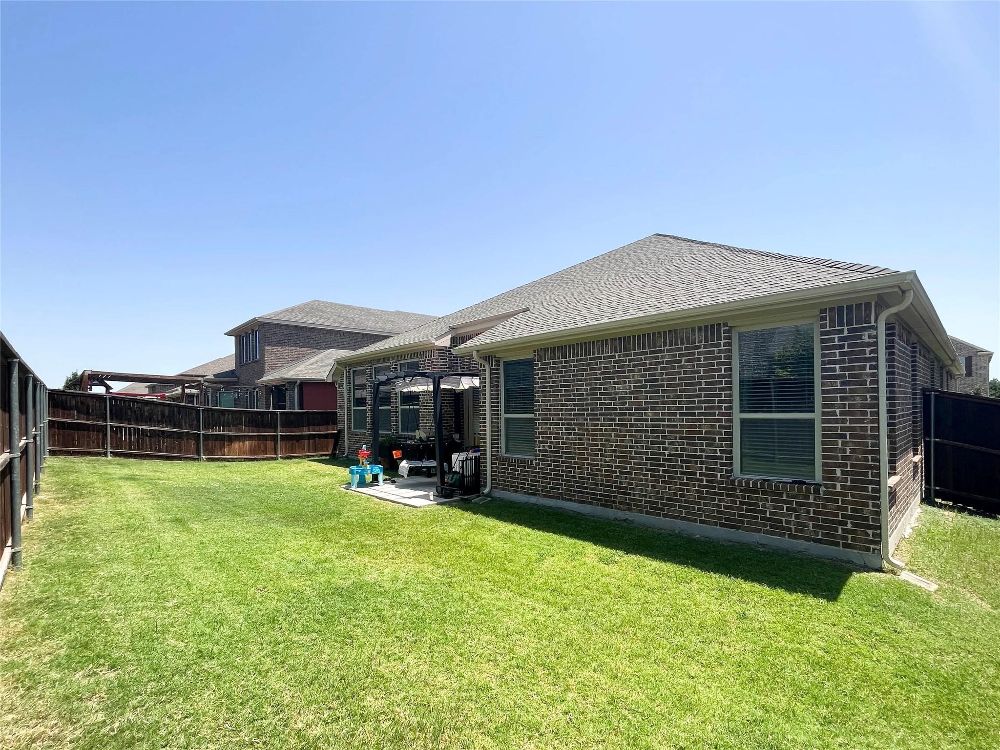 1236 Ponca Street Carrollton TX 75010