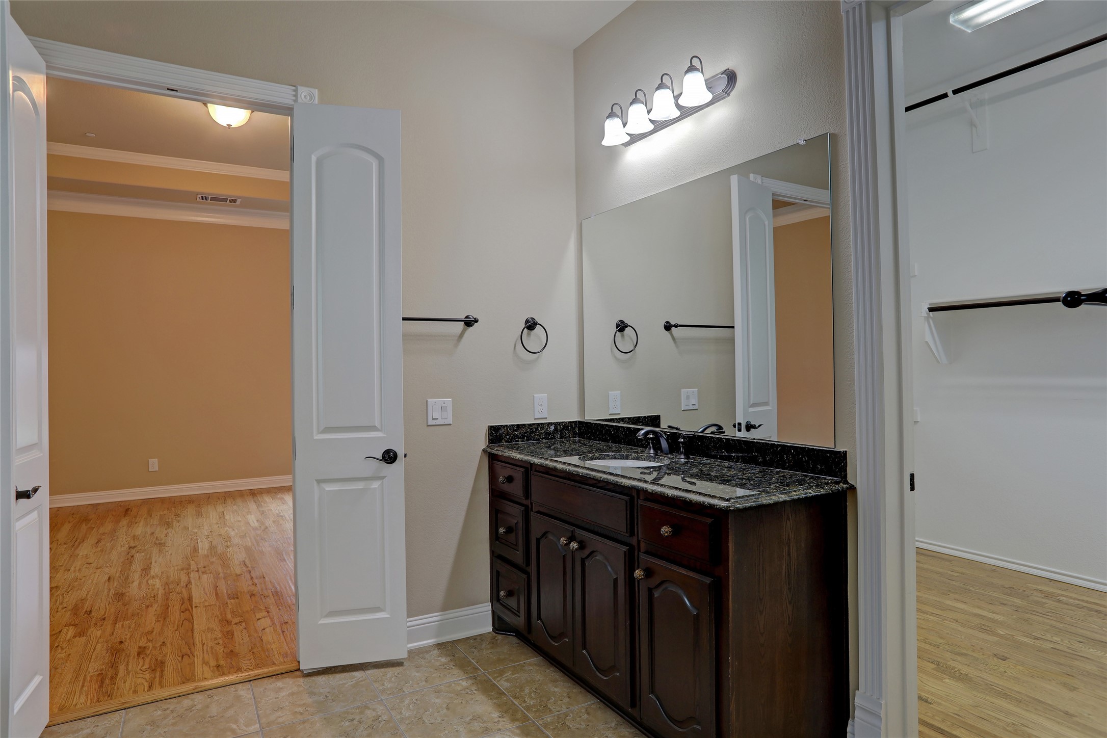1043 Kenilworth Street Allen TX 75013