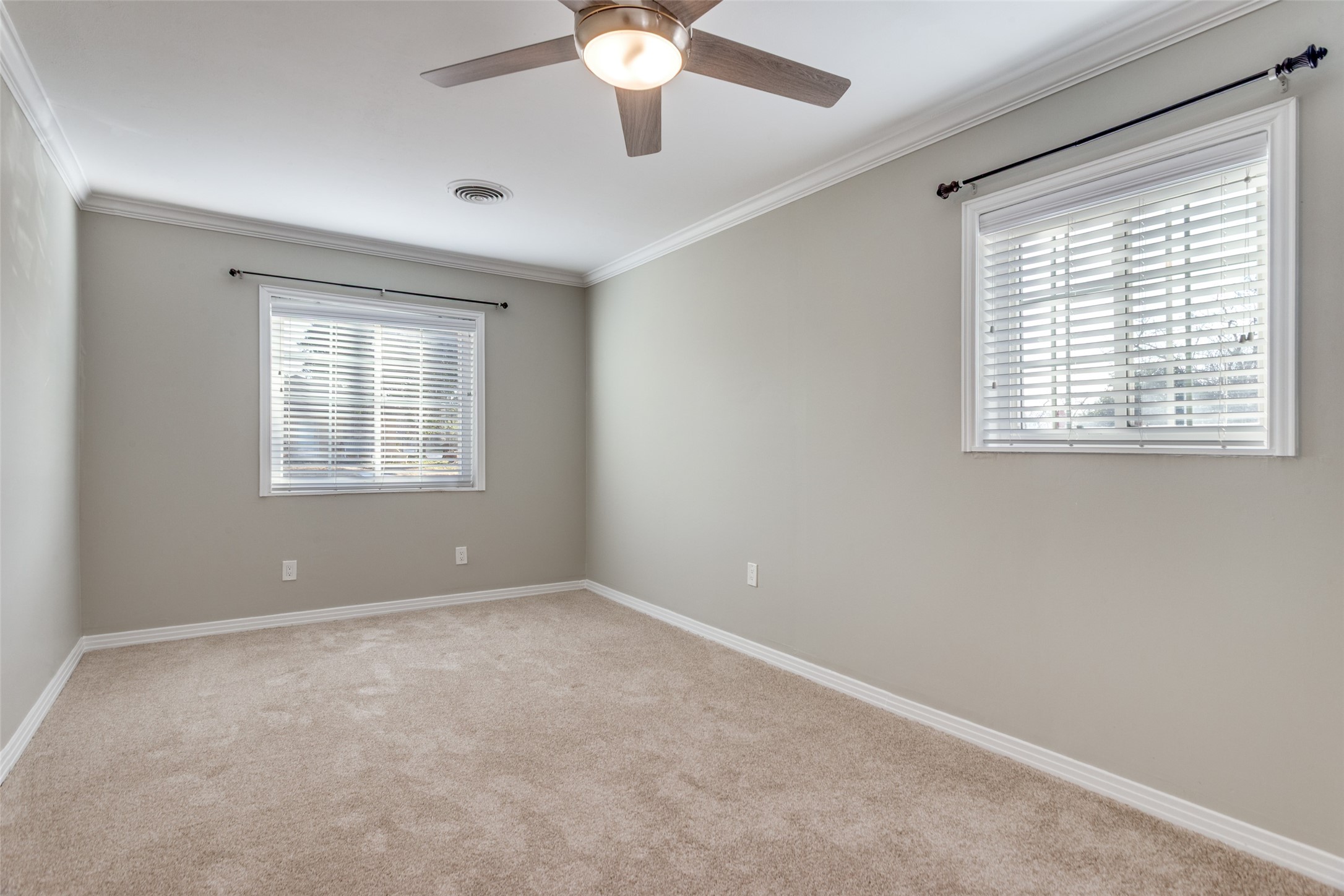 4045 Carolyn Road Fort Worth TX 76109