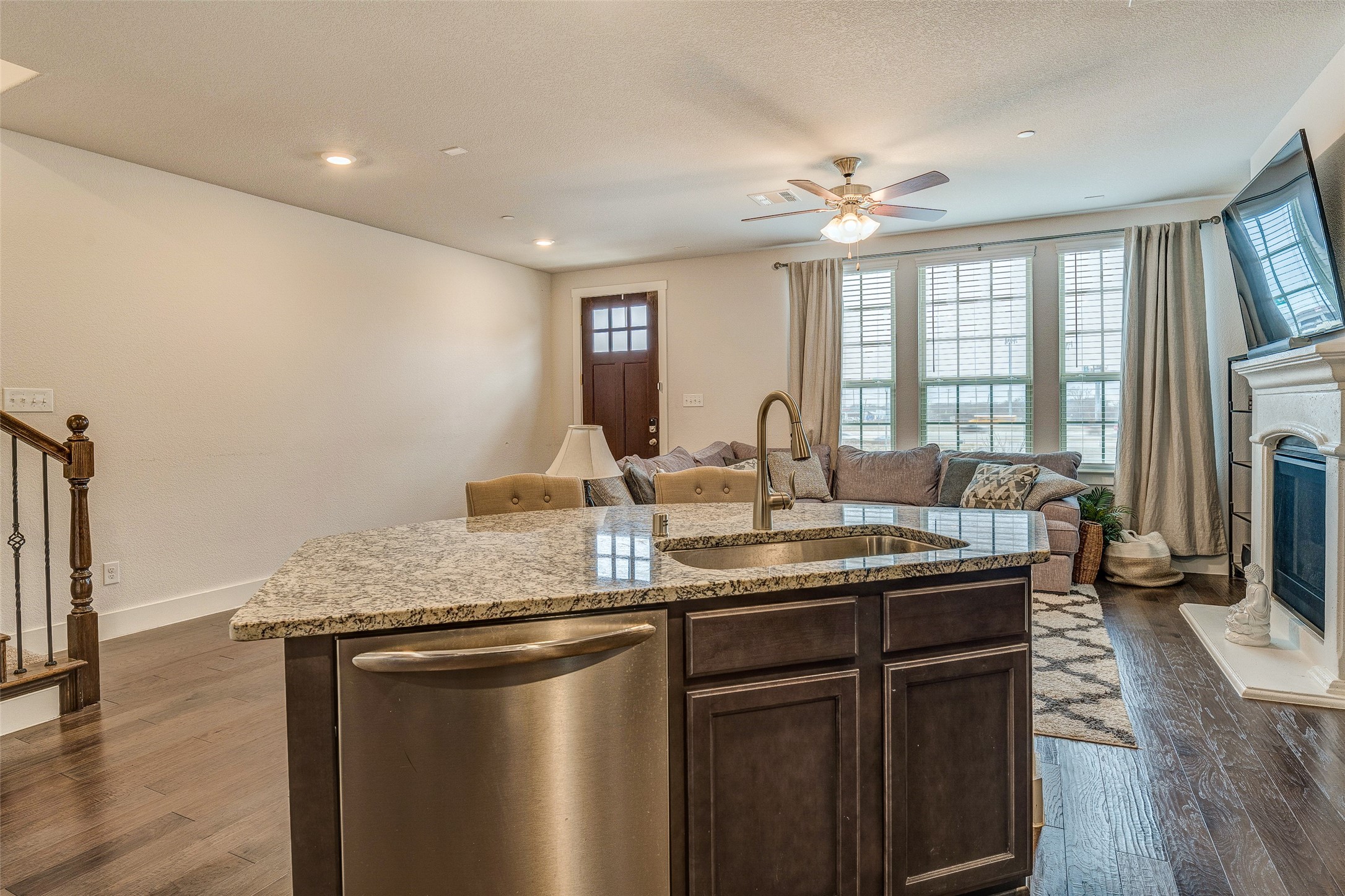 2412 Magalia Lane Lewisville TX 75056
