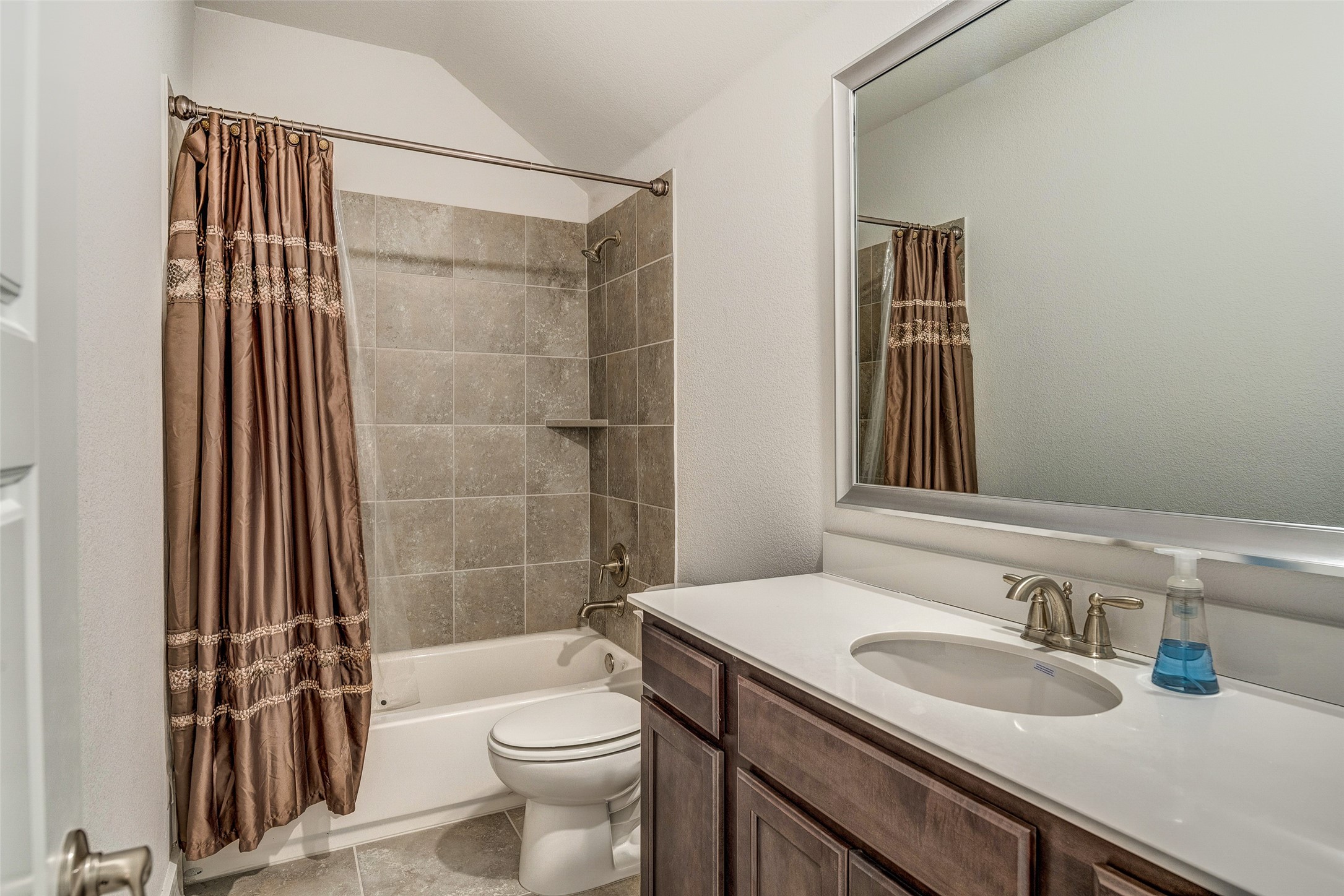 2412 Magalia Lane Lewisville TX 75056