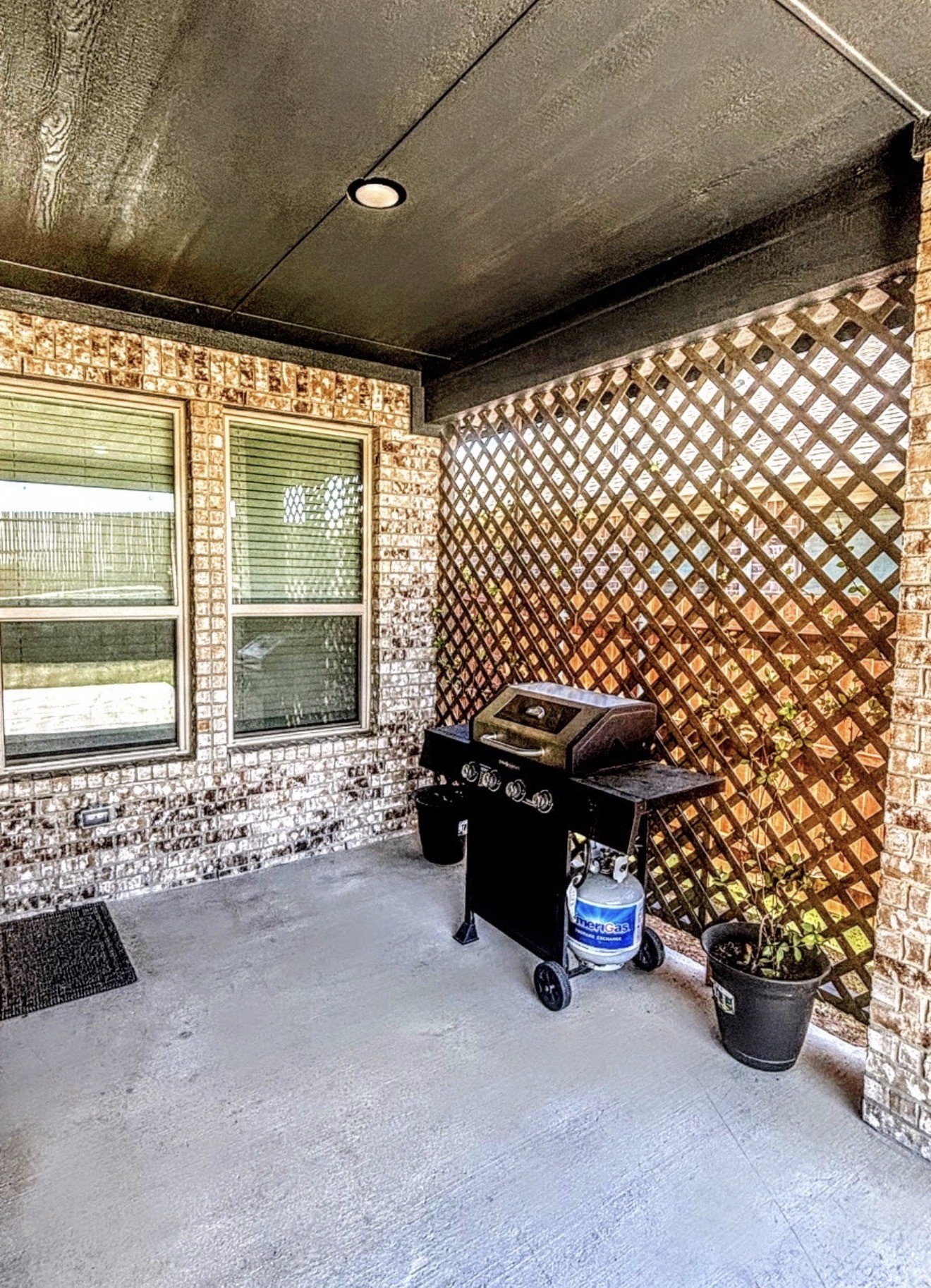 5920 Halls Lake Loop Fort Worth TX 76179