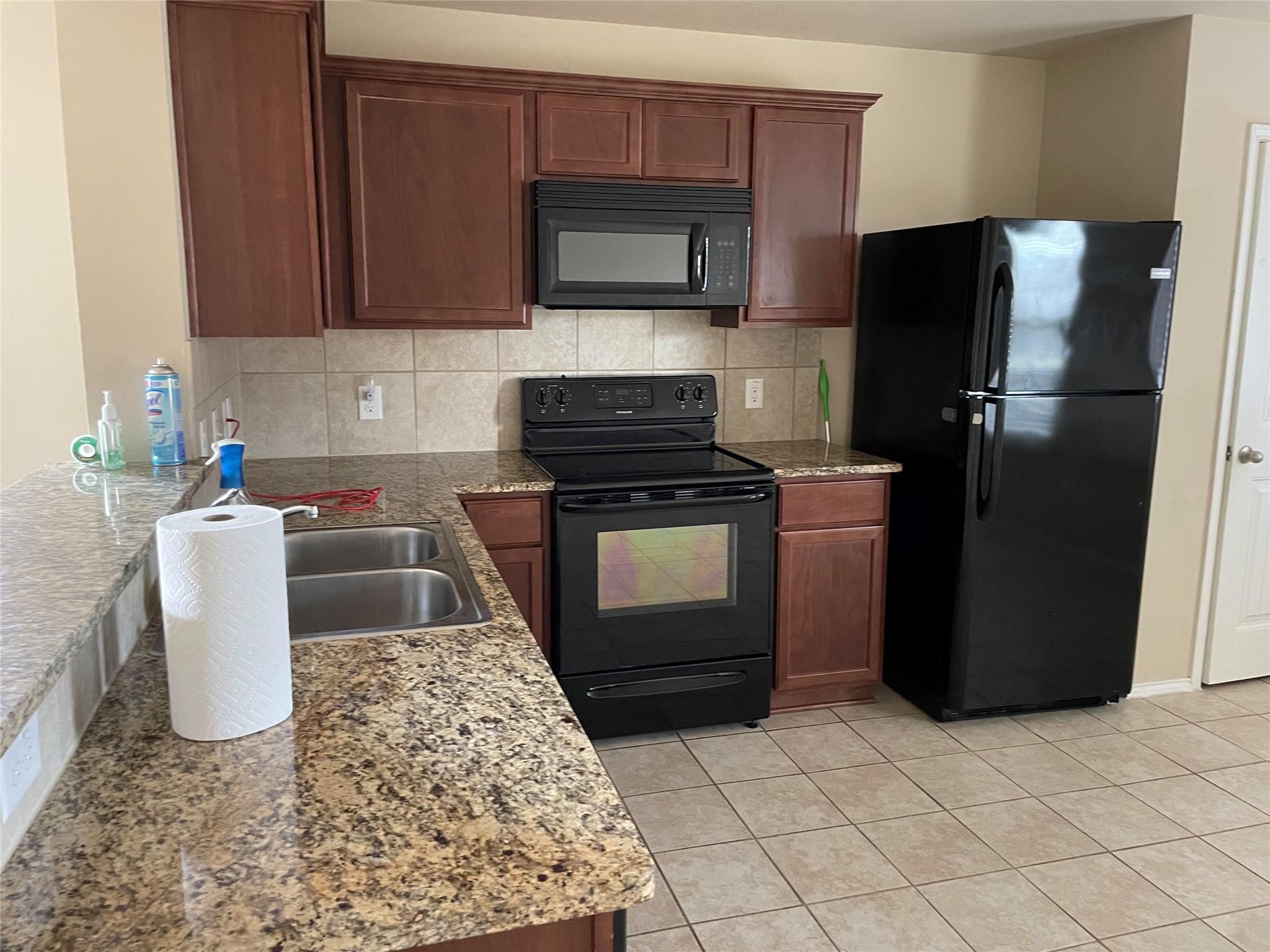 2406 Fall Court Anna TX 75409