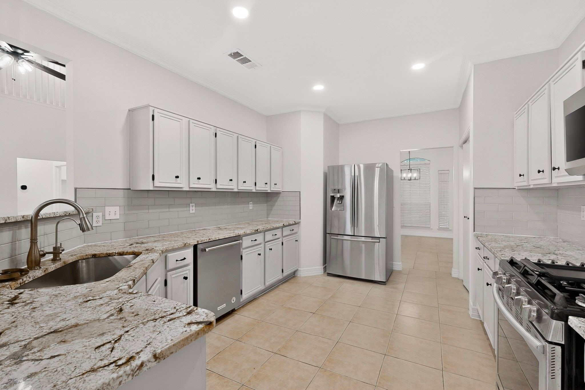 817 Edmonton Drive Plano TX 75075
