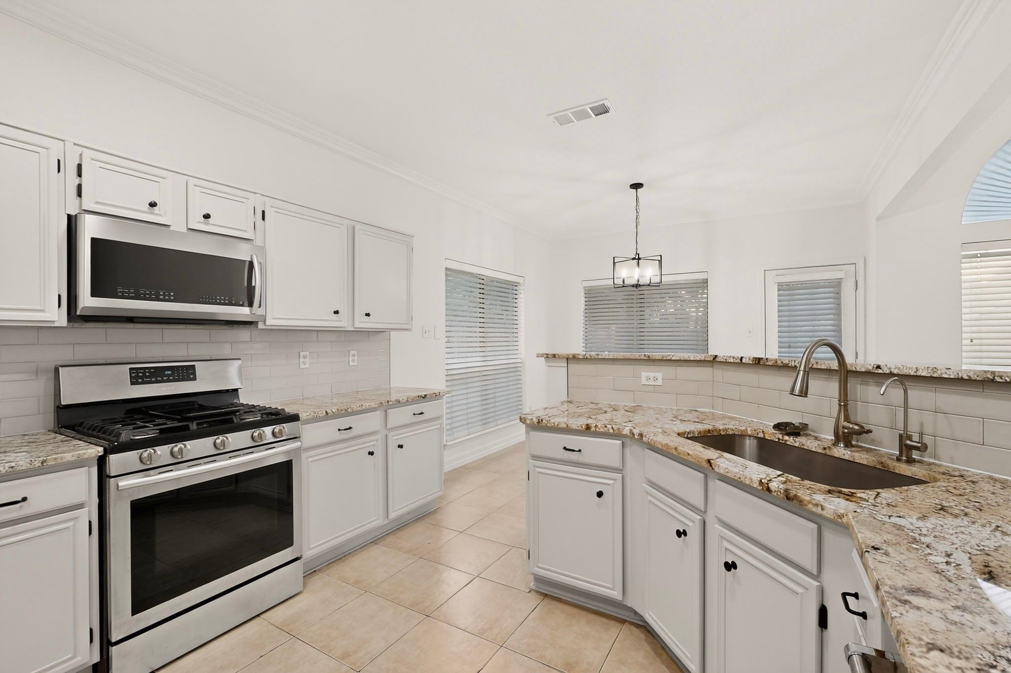 817 Edmonton Drive Plano TX 75075
