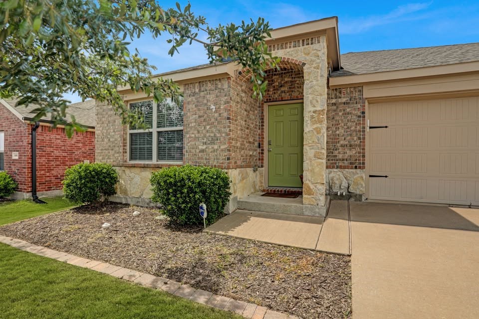 904 Opal Path Princeton TX 75407