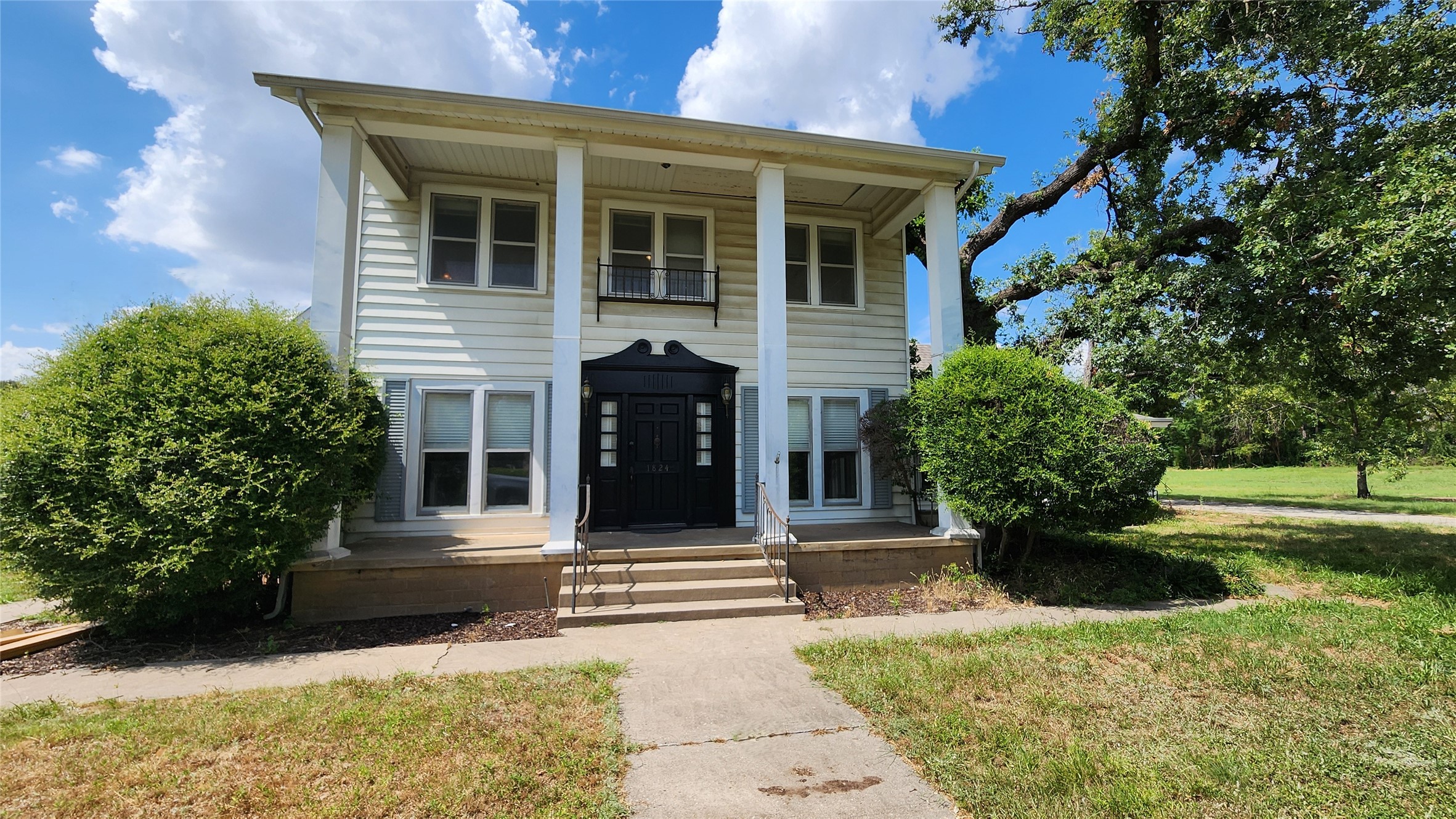 1824 Willowwood Street Denton TX 76205