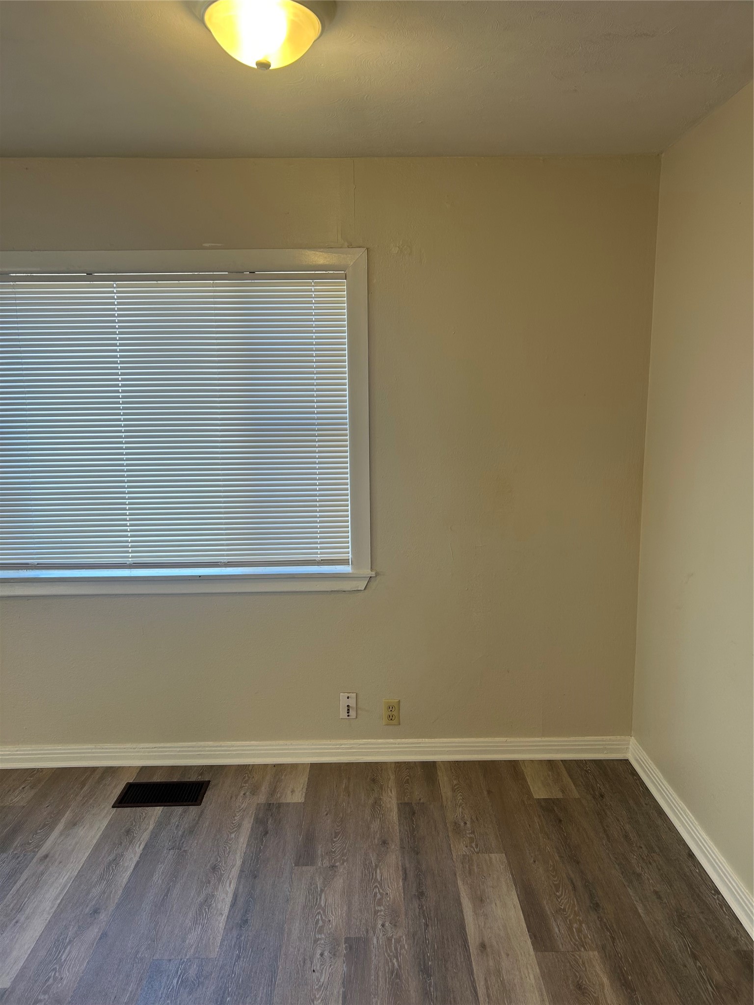 924 S Lee Avenue Sherman TX 75090