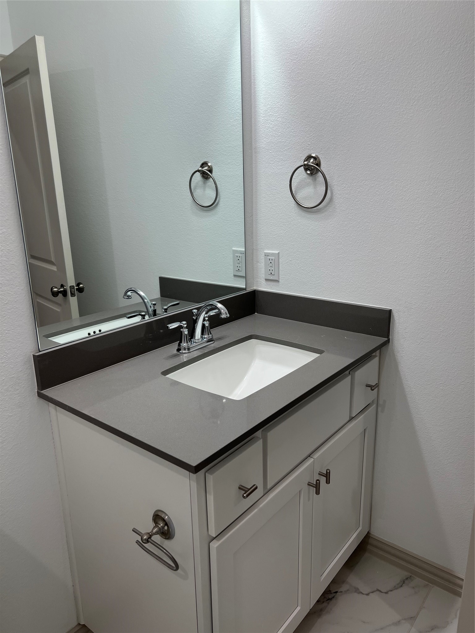 6041 Roper Road Mckinney TX 75070