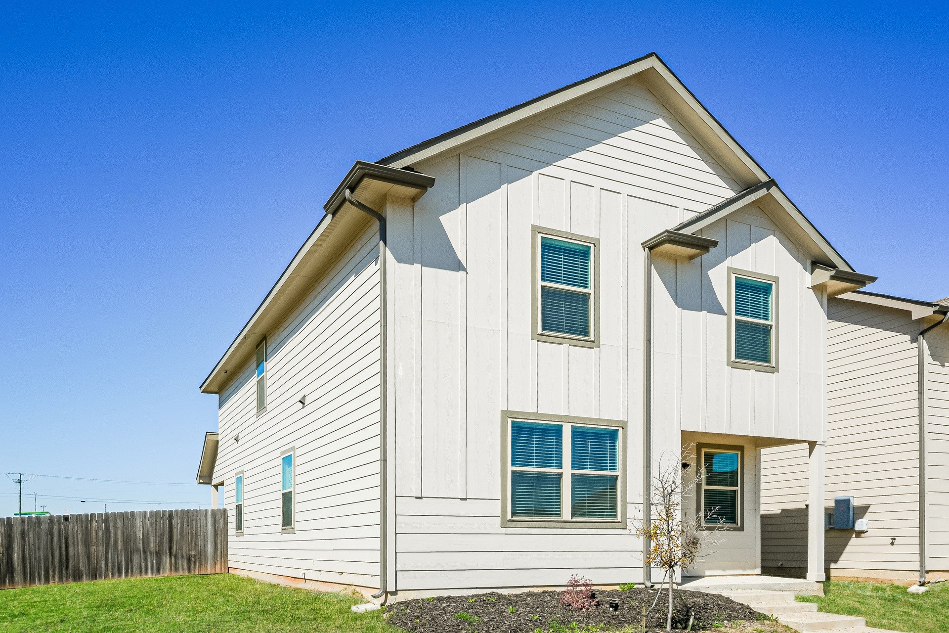5244 Applegate Drive Fort Worth TX 76119