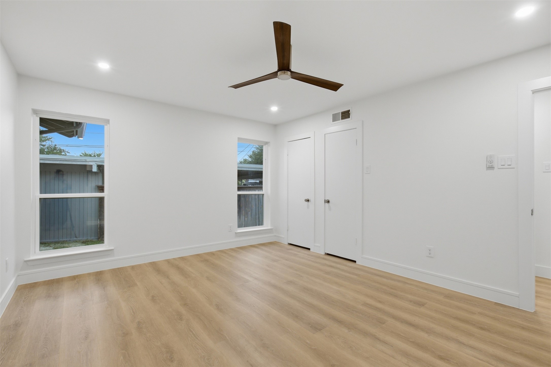 7517 Meadow Oaks Drive Dallas TX 75230