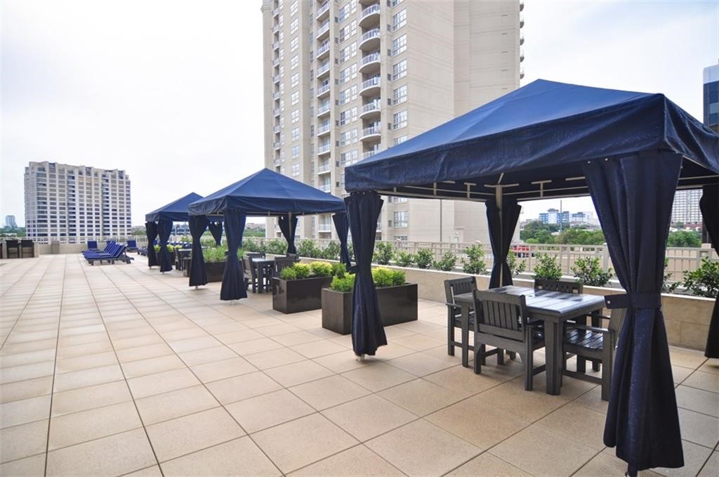 3225 Turtle Creek Boulevard Dallas TX 75219