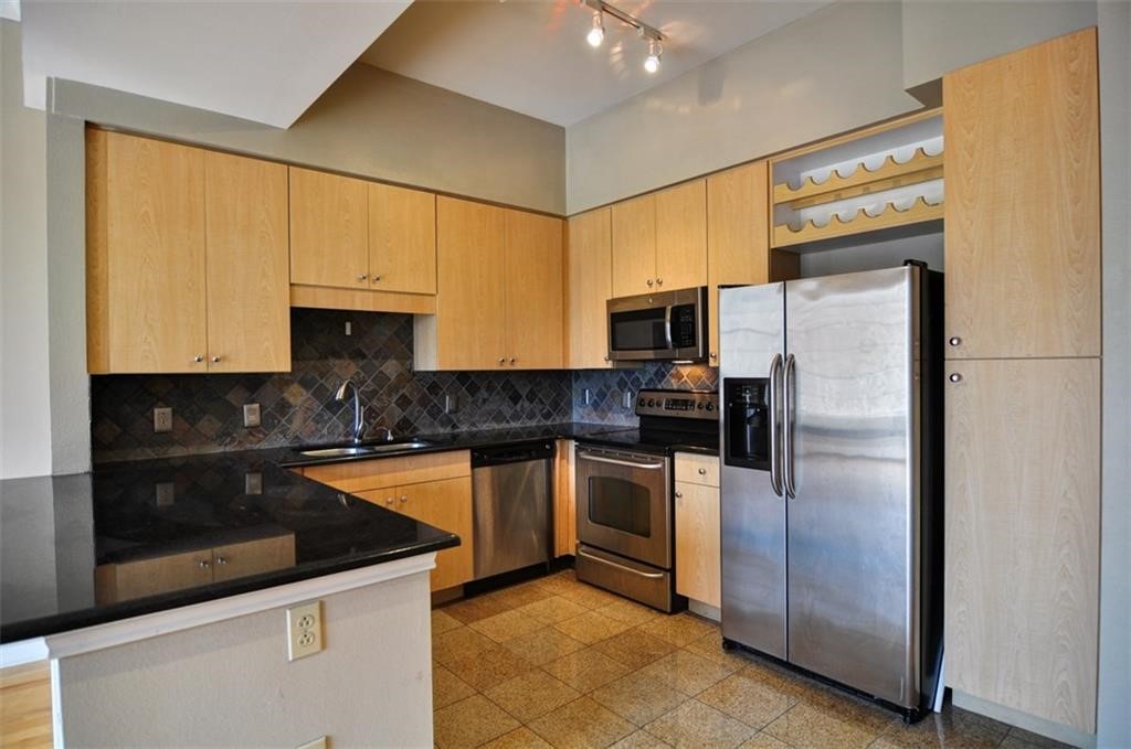 3225 Turtle Creek Boulevard Dallas TX 75219