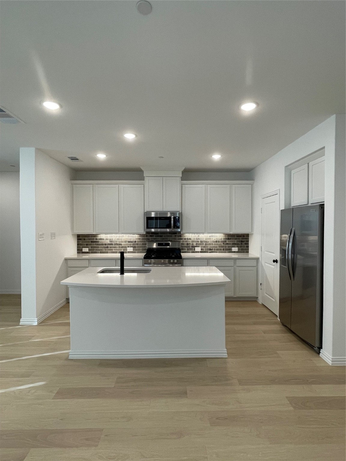 516 Parkside Drive Argyle TX 76226