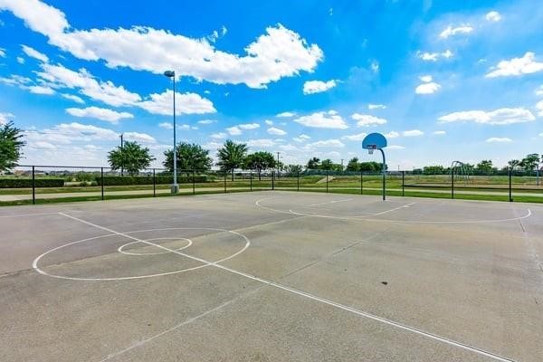 7112 Carmona Grand Prairie TX 75054