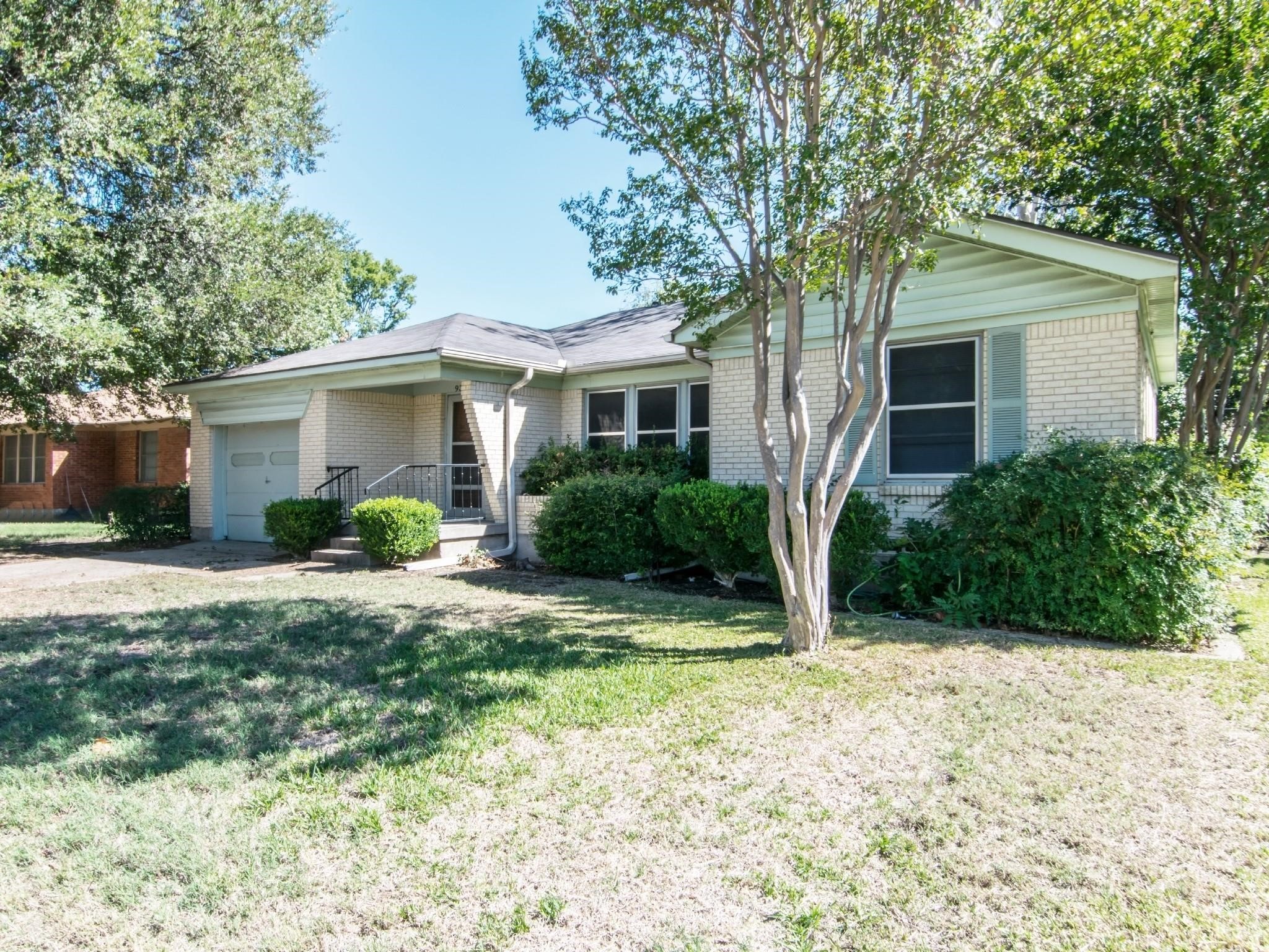 9302 Piper Lane Dallas TX 75228