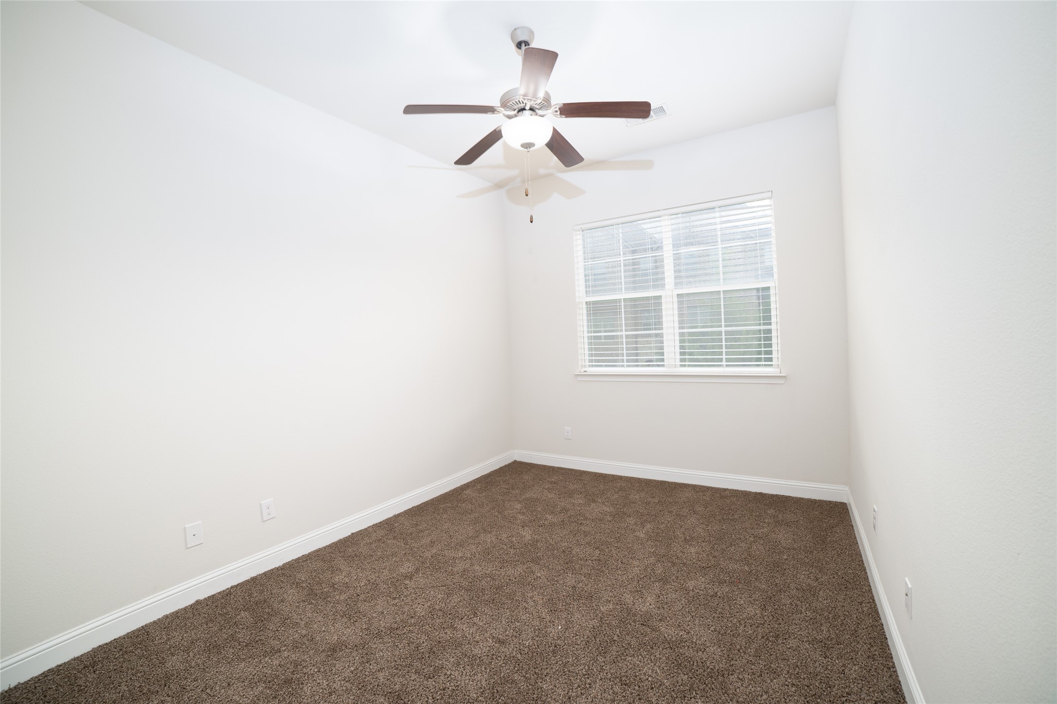 293 Ferndale Street Lewisville TX 75056