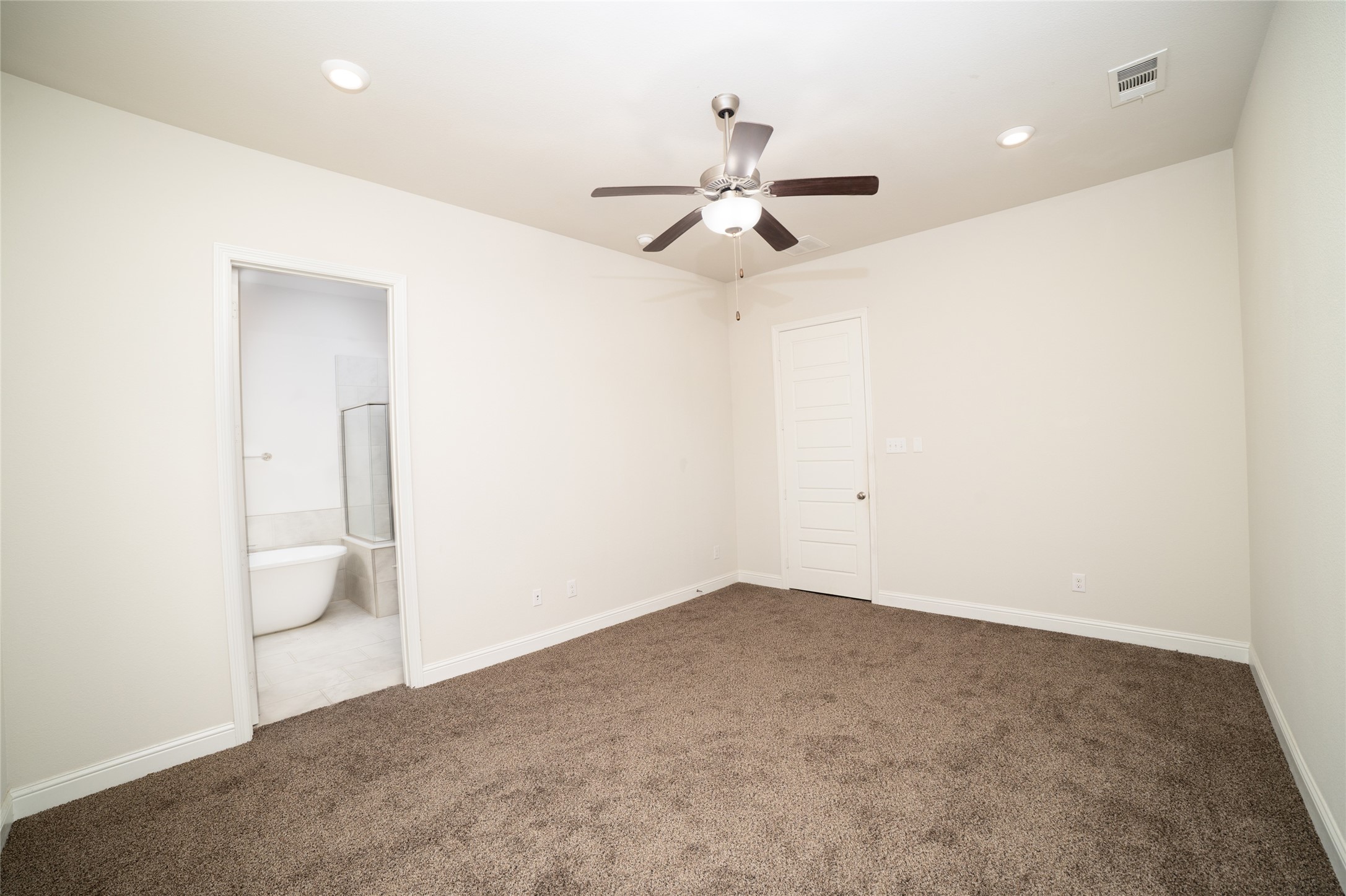 293 Ferndale Street Lewisville TX 75056