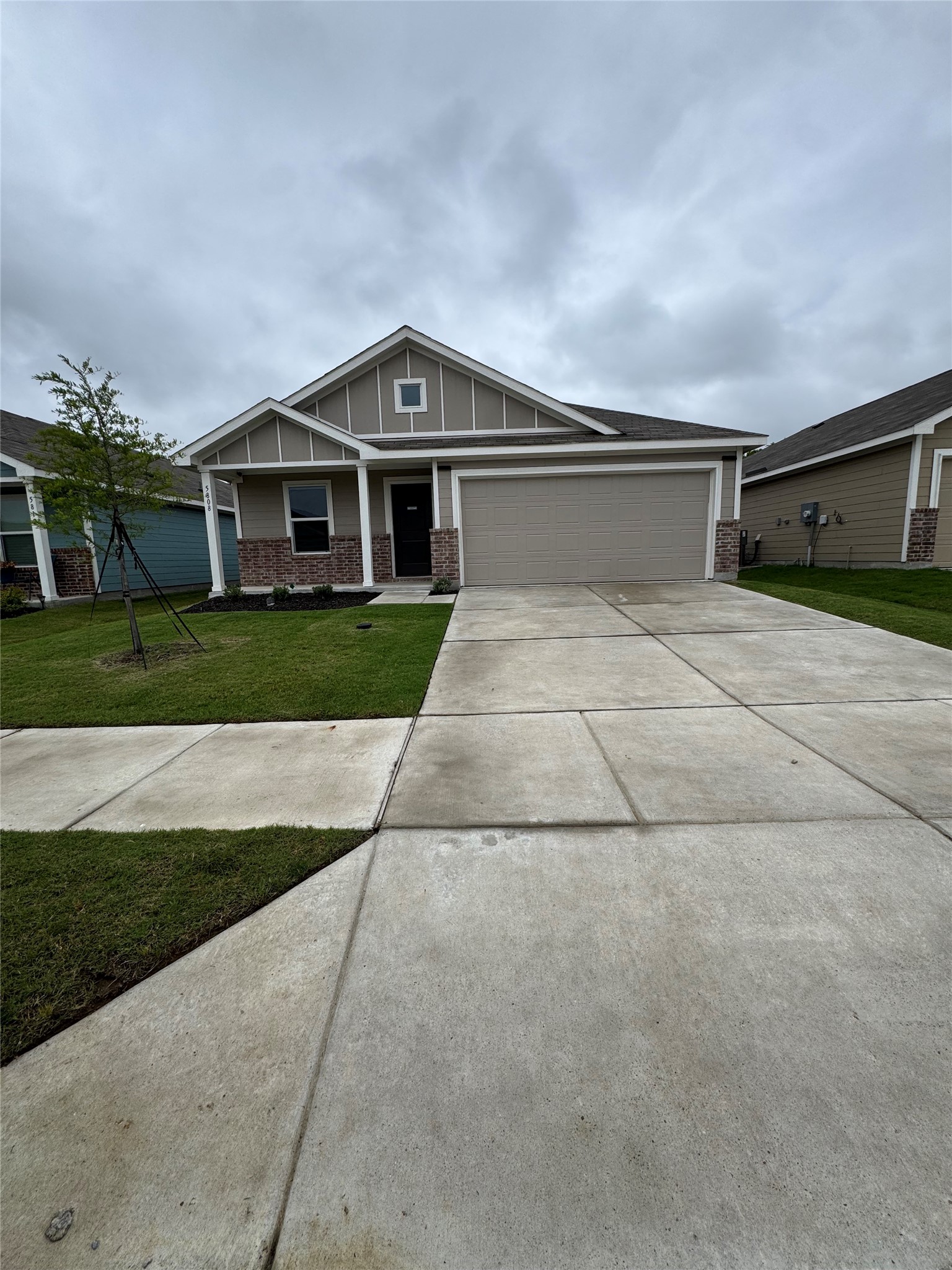 5808 Cherry Hollow Princeton TX 75407