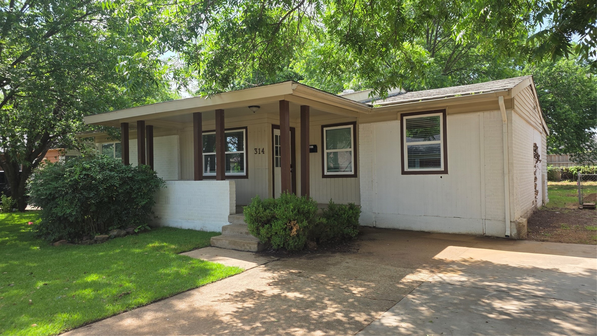 314 16th Street W Irving TX 75060
