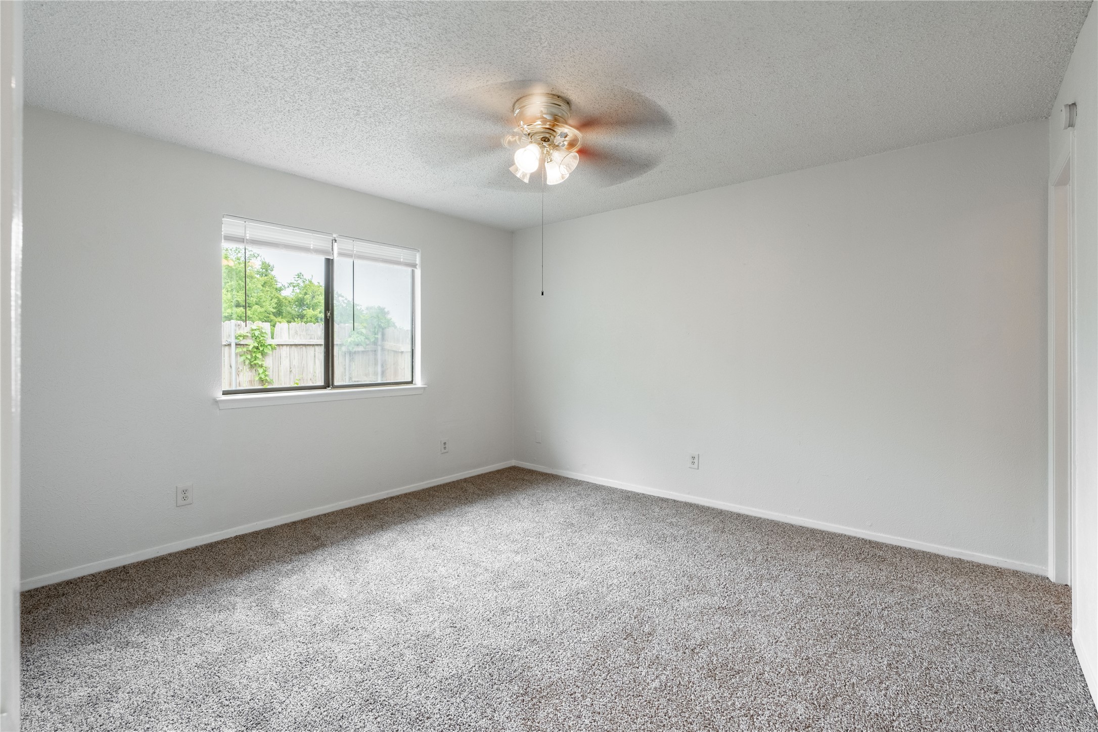 5417 Knollridge Drive Garland TX 75043