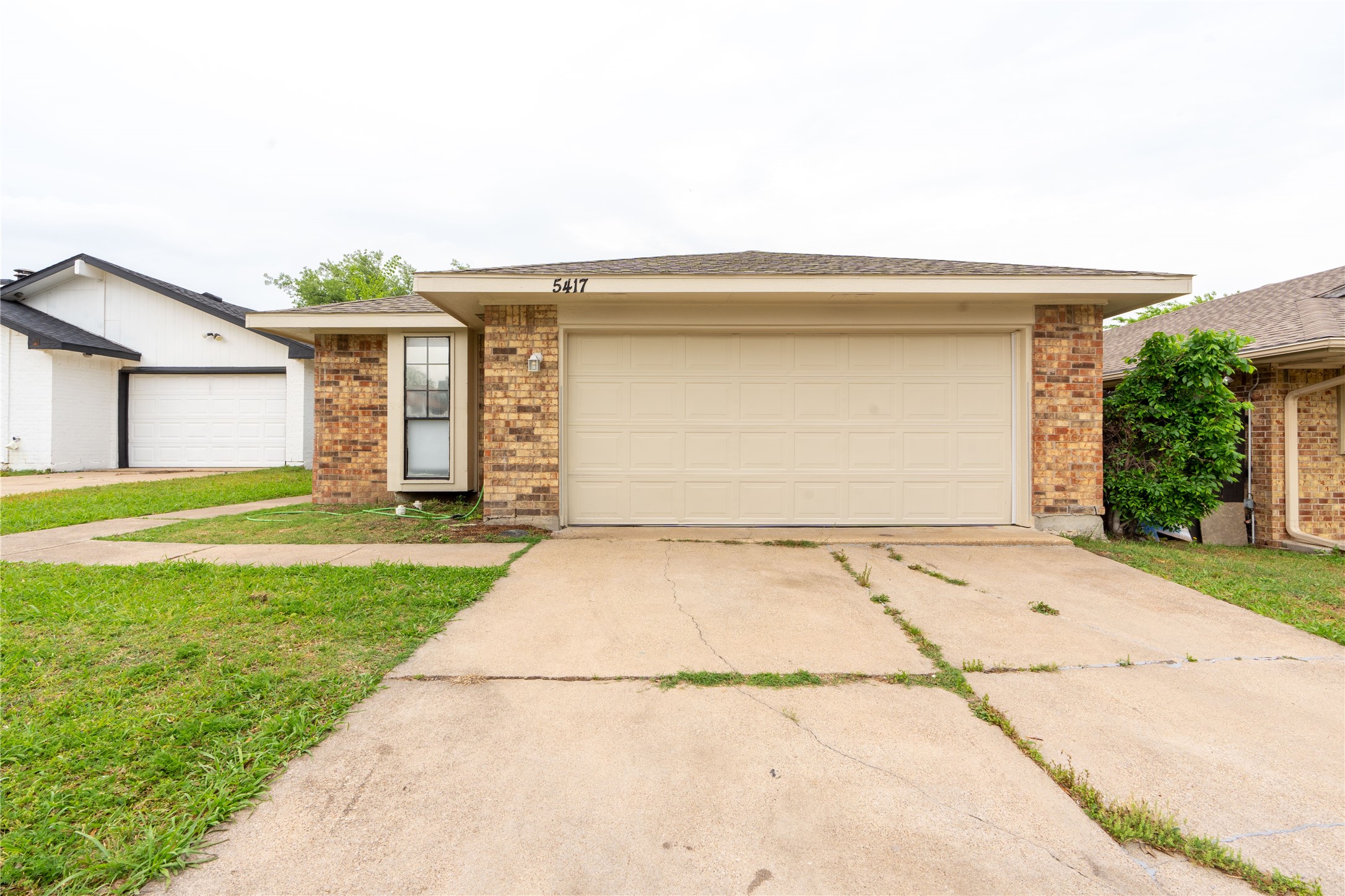 5417 Knollridge Drive Garland TX 75043