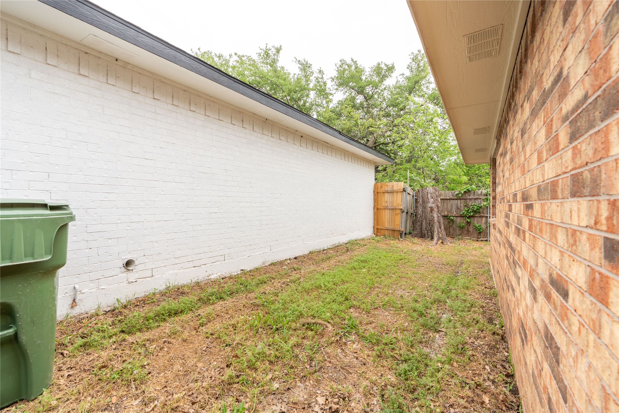 5417 Knollridge Drive Garland TX 75043