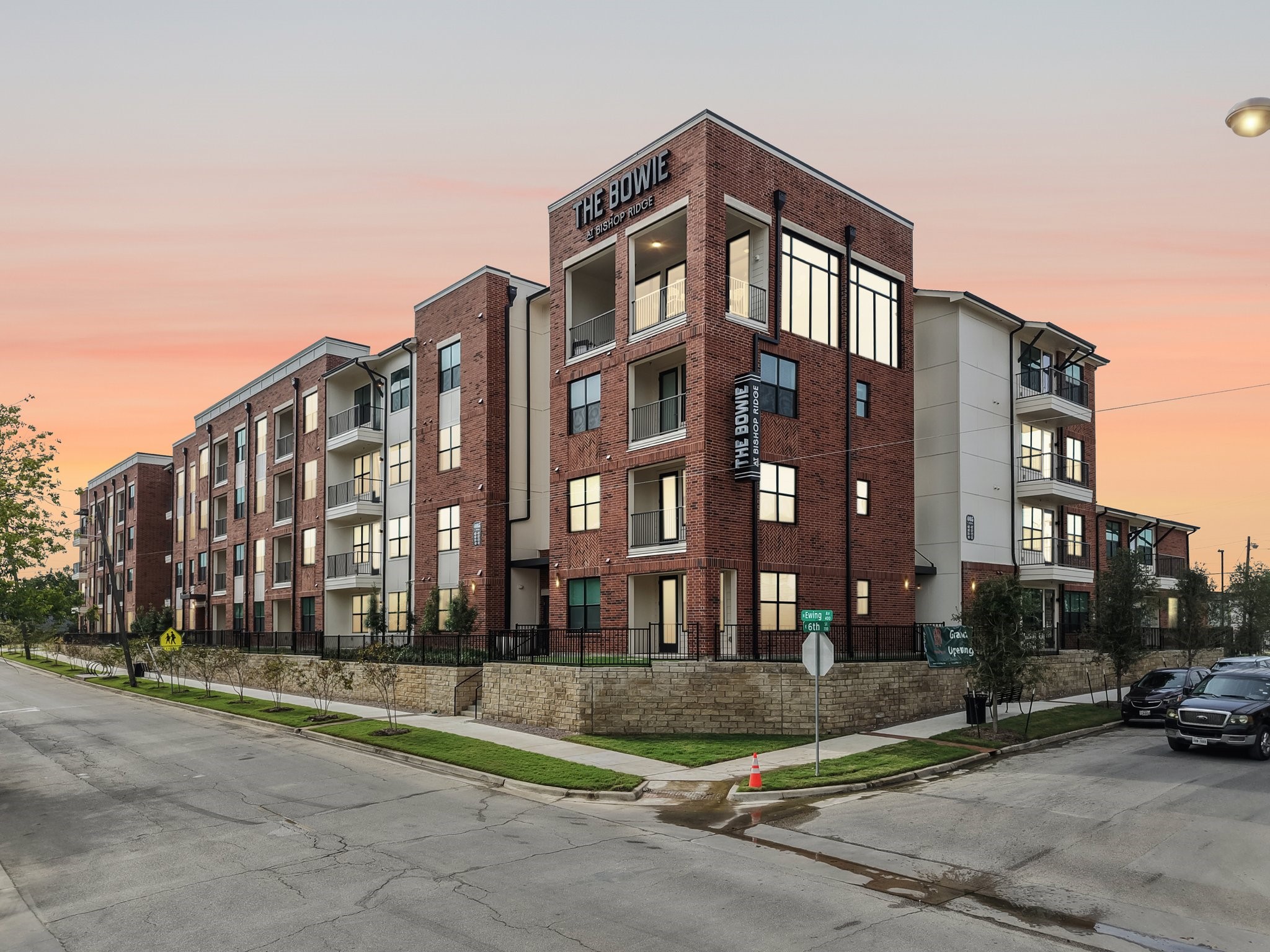 405 N Ewing Avenue Dallas TX 75203