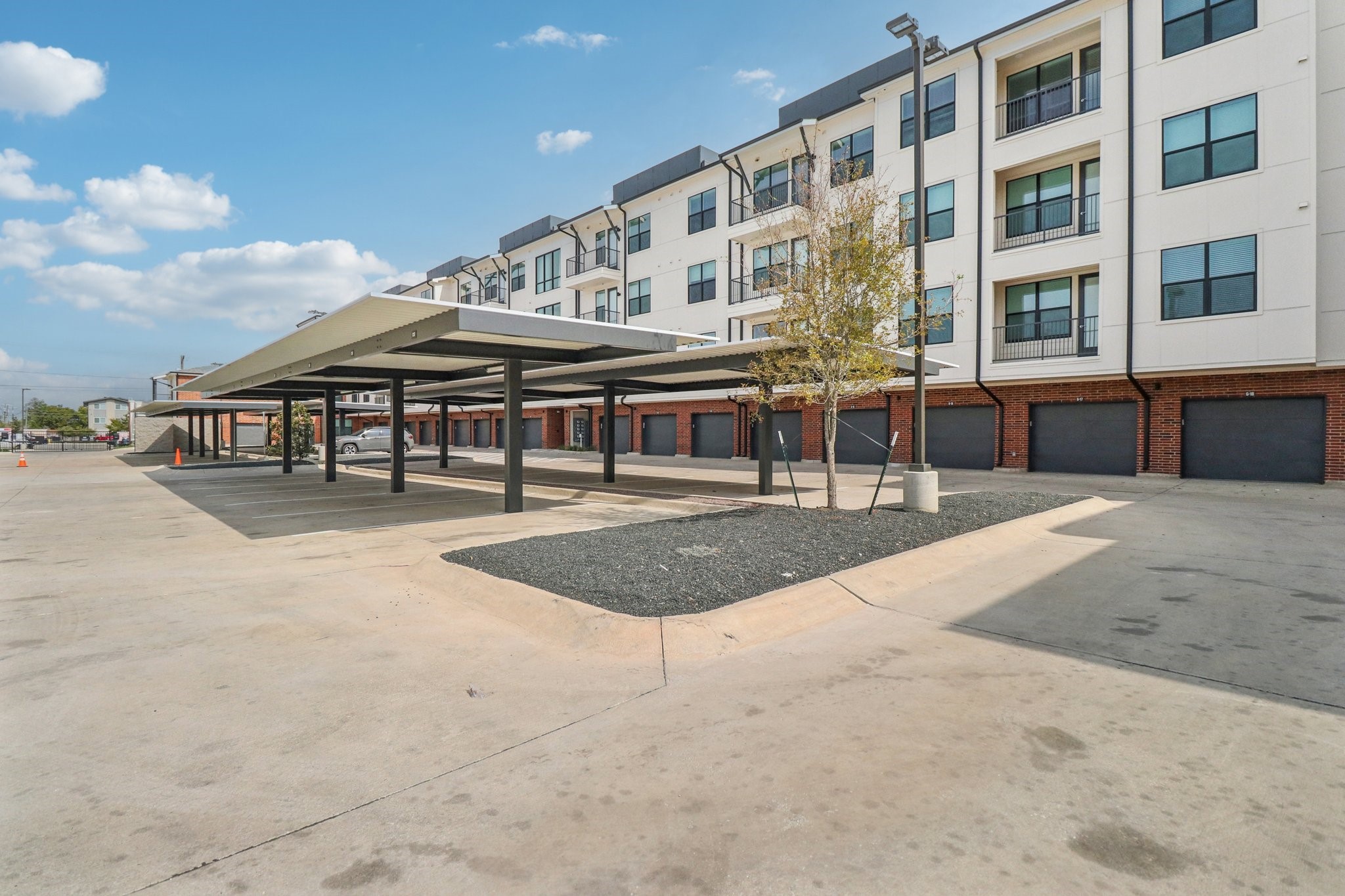 405 N Ewing Avenue Dallas TX 75203