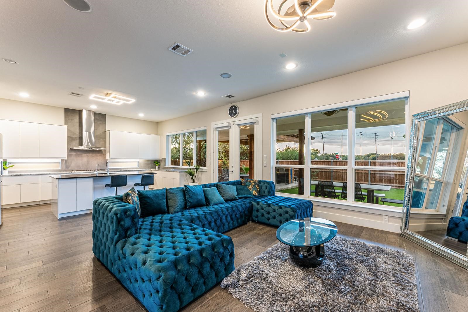4013 Ivanhoe Lane Dallas TX 75212