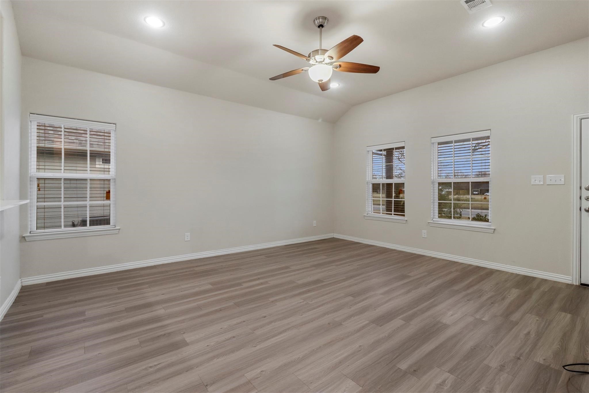731 W Morton Street Denison TX 75020
