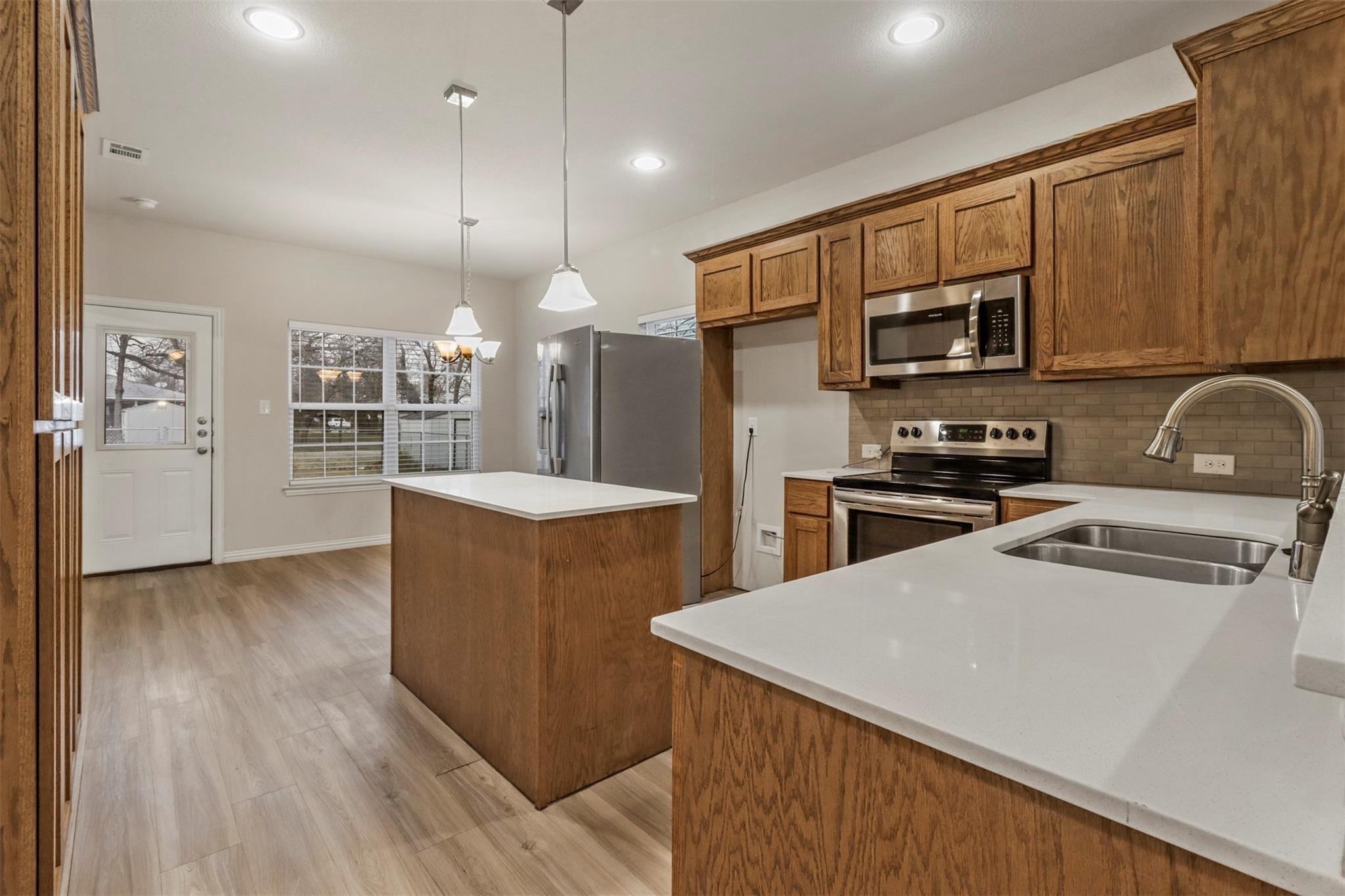 731 W Morton Street Denison TX 75020