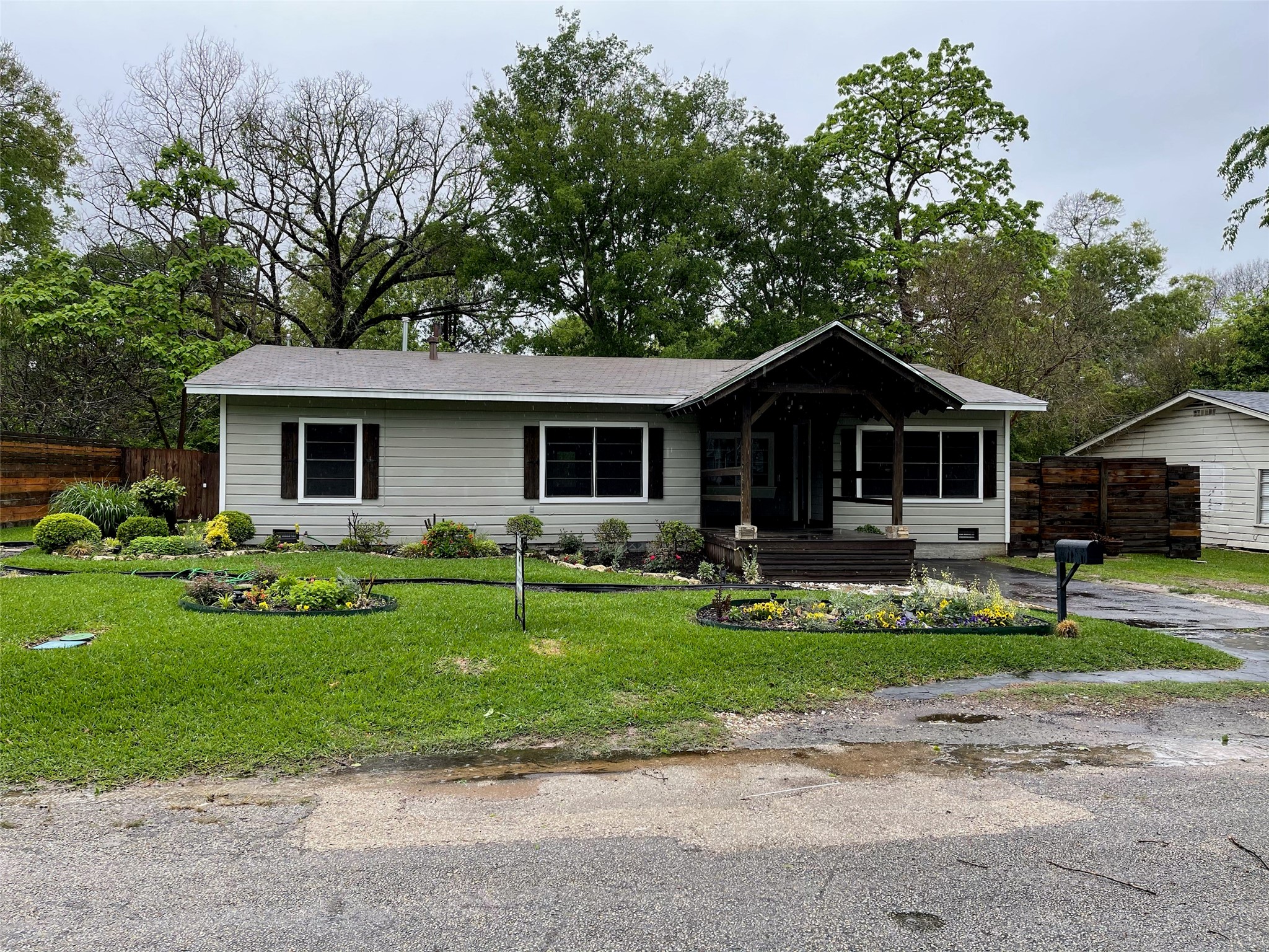 910 Maryland Drive Athens TX 75751
