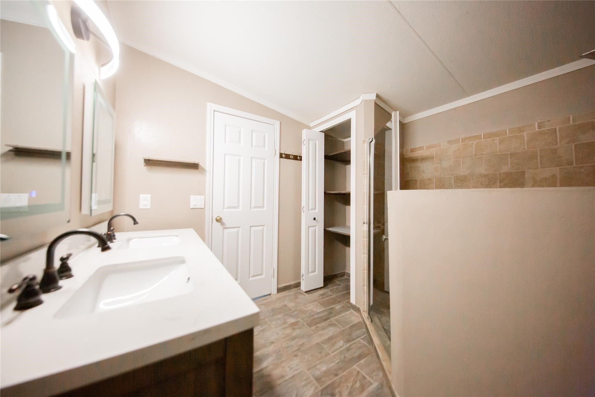 153 Alice Springs Lane Weatherford TX 76085