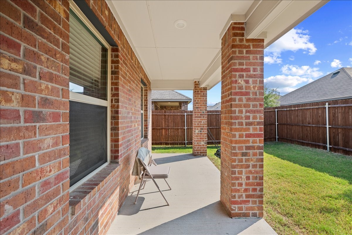 217 Redbarn Caddo Mills TX 75135