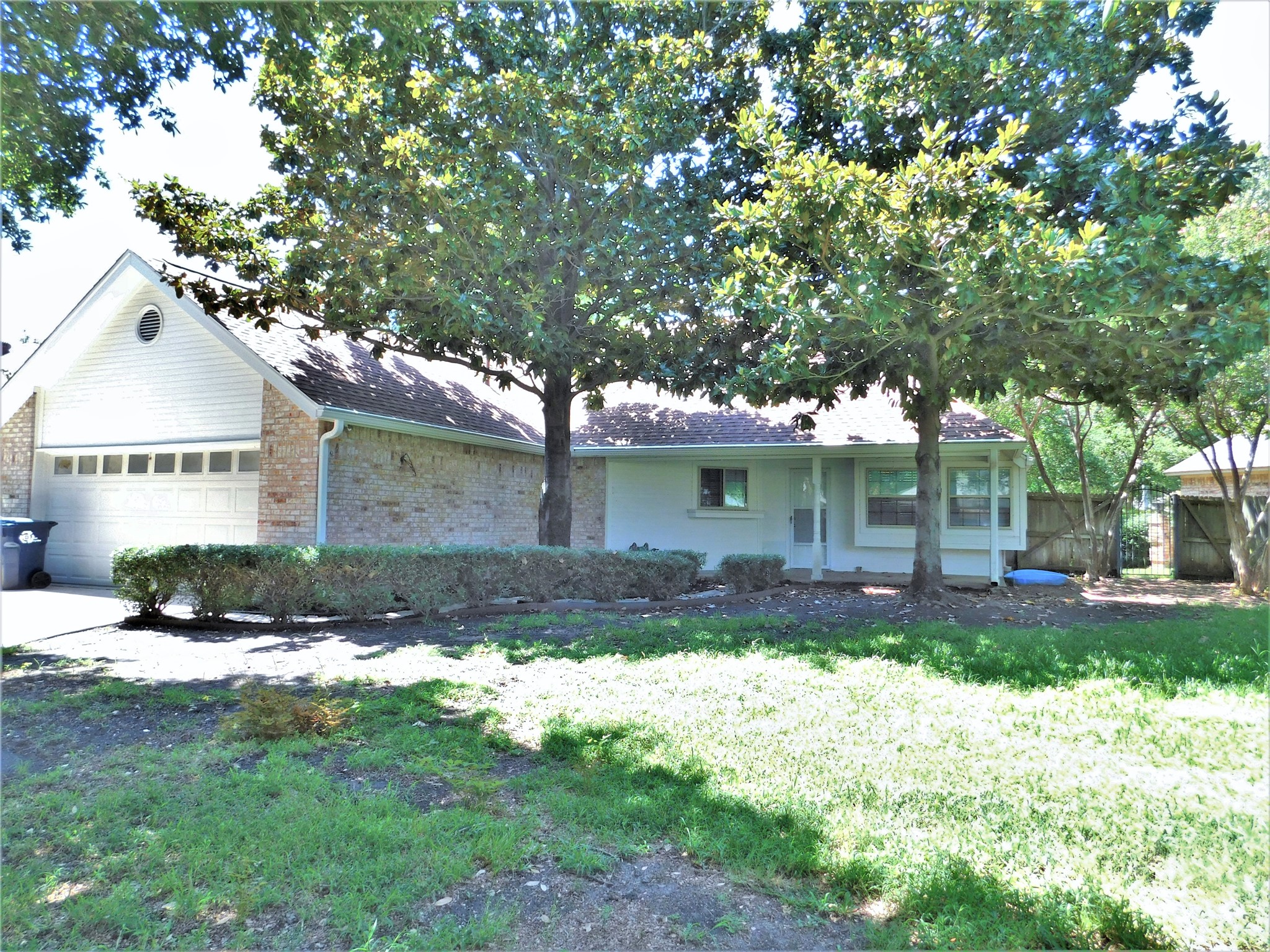 1539 Pickwick Lane Denton TX 76209