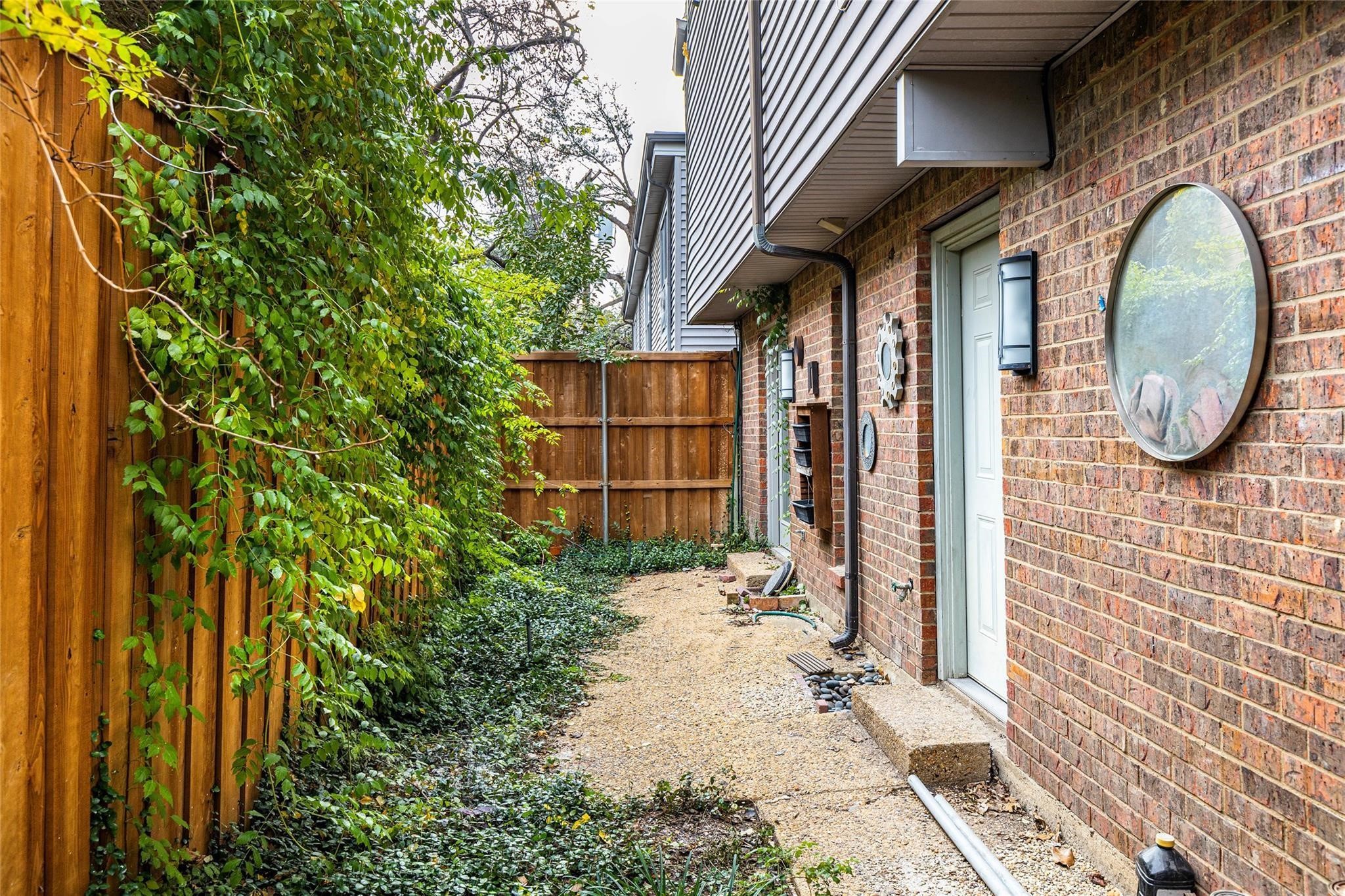 4411 Gilbert Avenue Dallas TX 75219