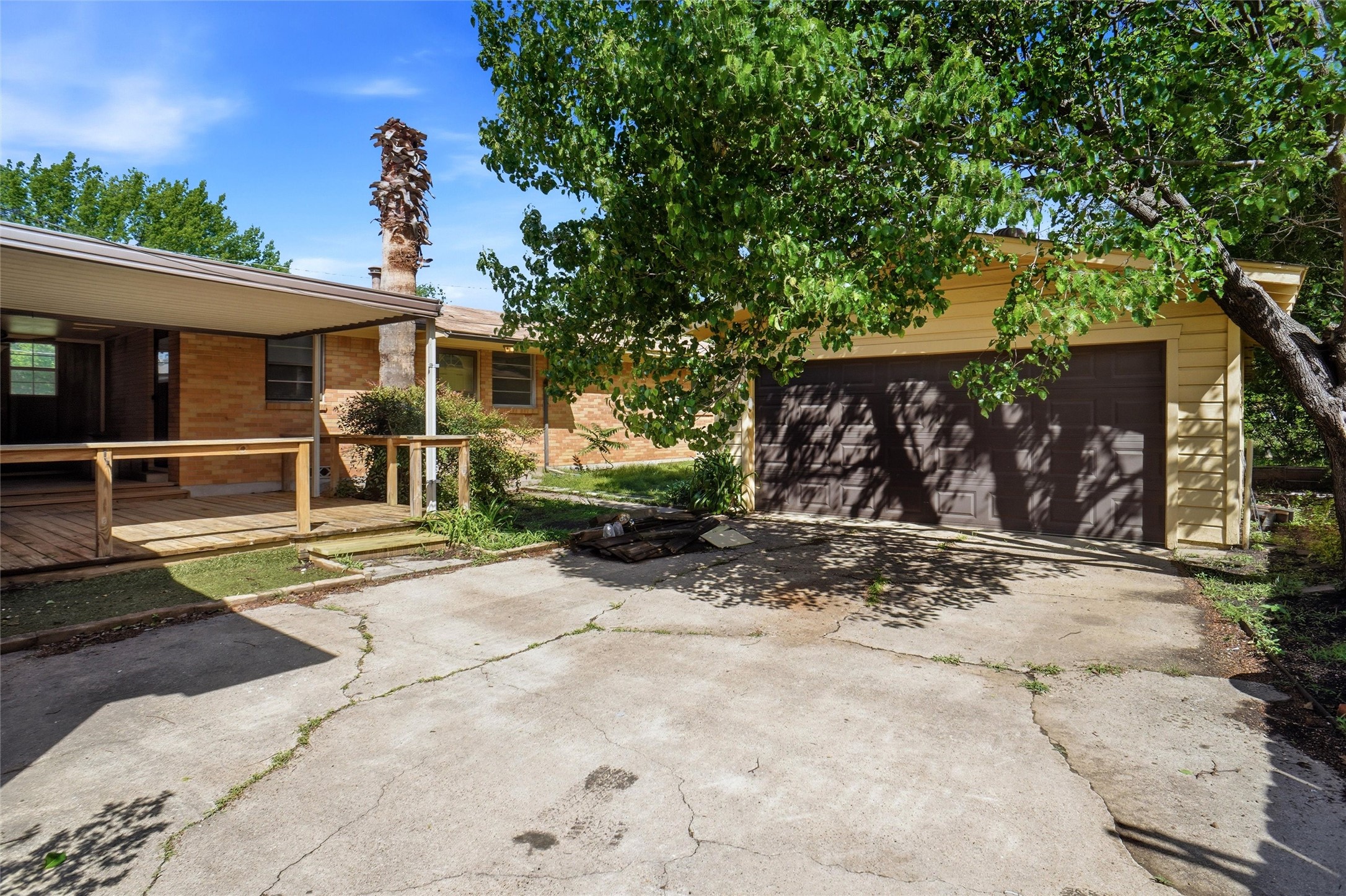 900 Emery Street Denton TX 76201