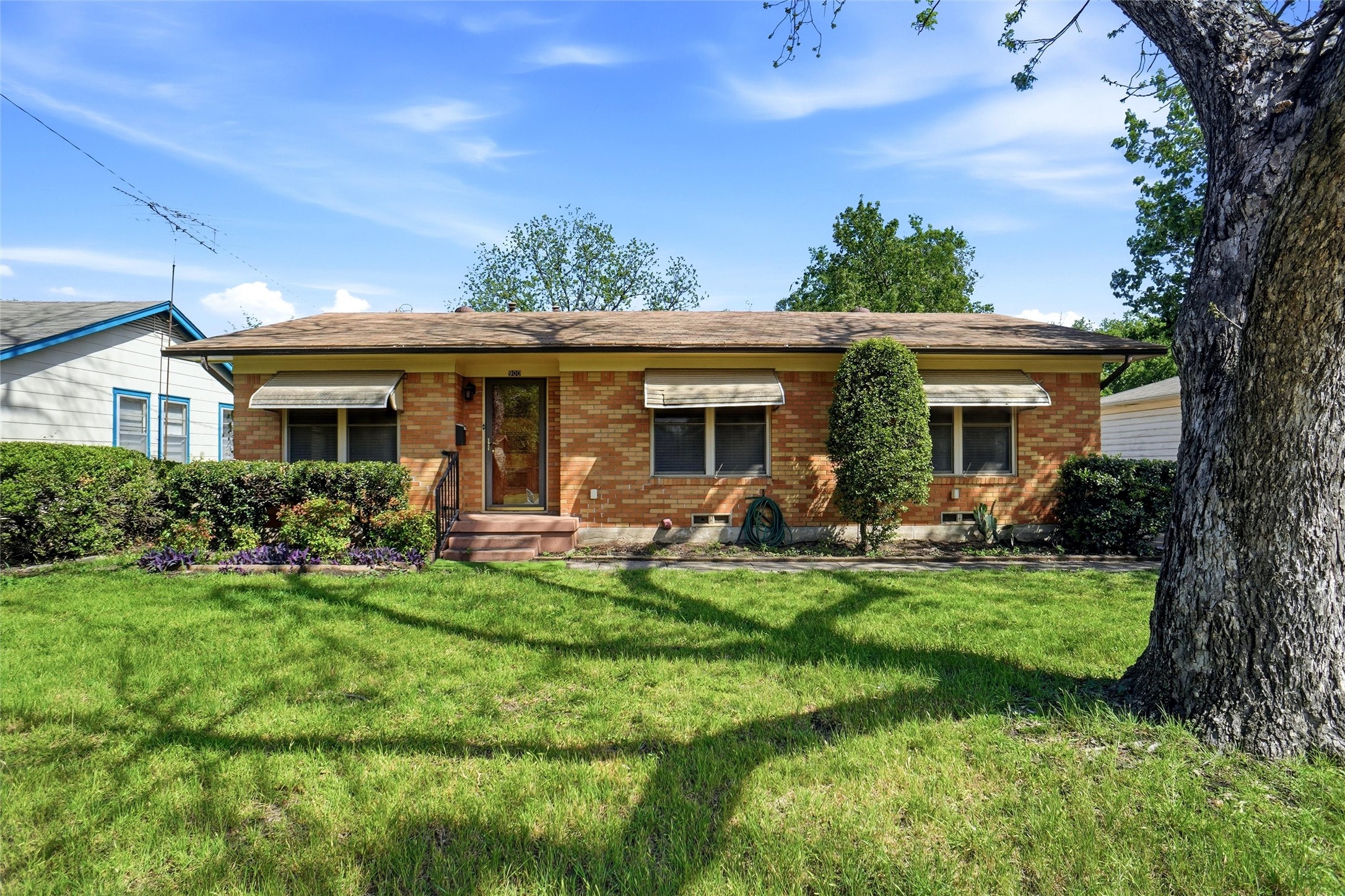 900 Emery Street Denton TX 76201